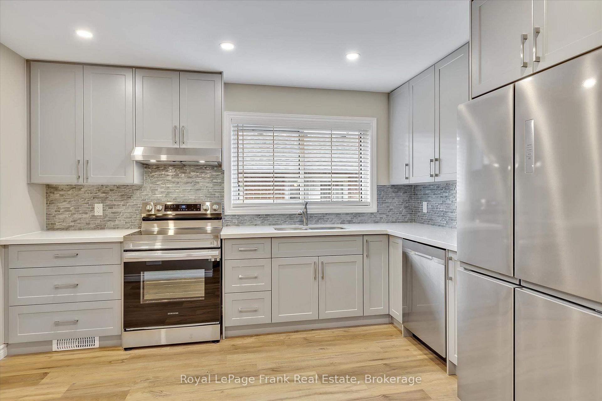 Photo 15 of Unit Main, 890 Weller Street, Peterborough, Monaghan Ward 2 — HOMEH