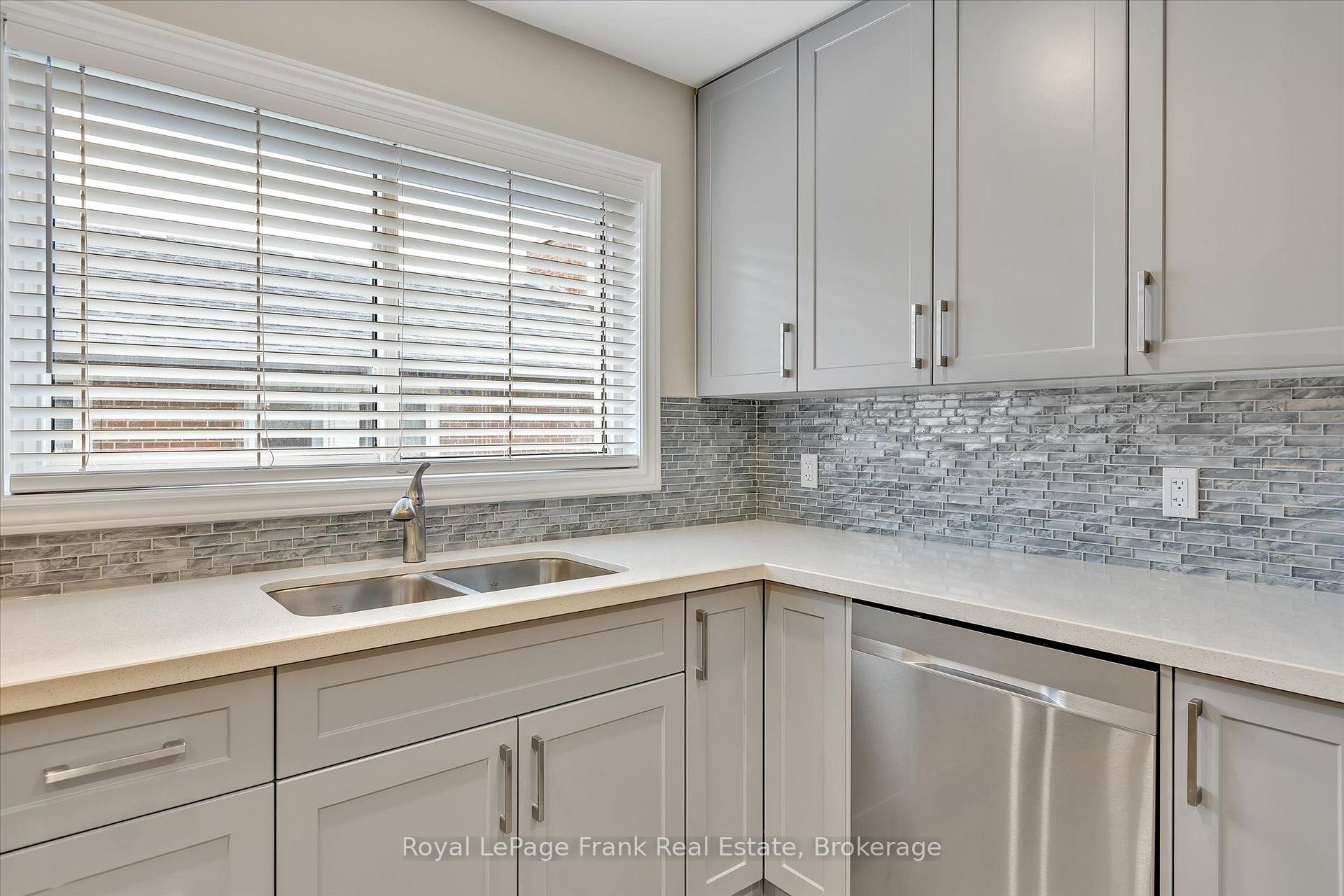 Photo 16 of Unit Main, 890 Weller Street, Peterborough, Monaghan Ward 2 — HOMEH