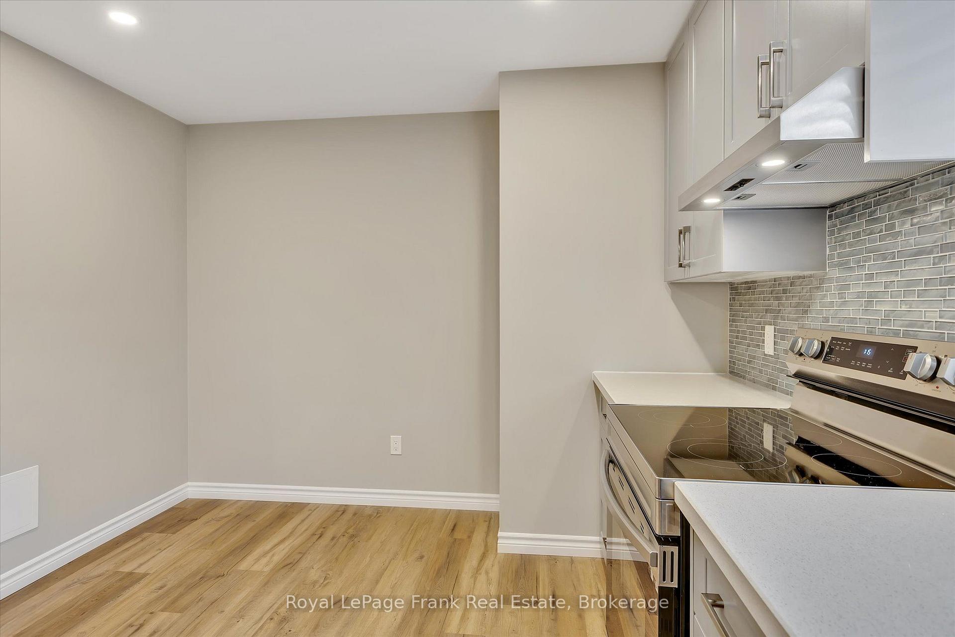 Photo 17 of Unit Main, 890 Weller Street, Peterborough, Monaghan Ward 2 — HOMEH