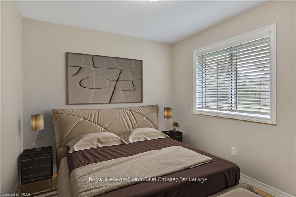 Photo 25 of Unit Main, 890 Weller Street, Peterborough, Monaghan Ward 2 — HOMEH