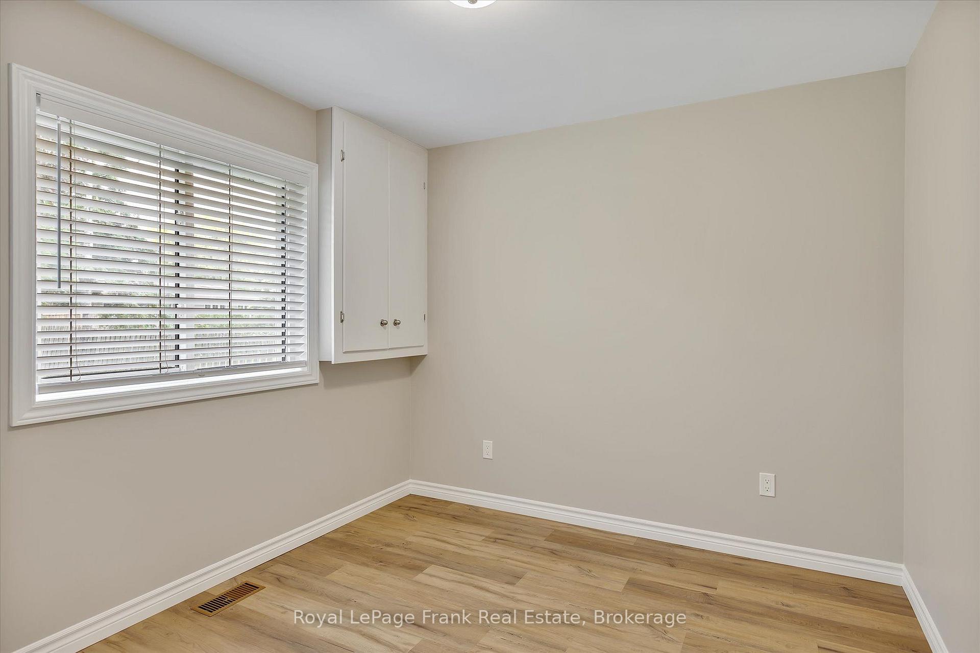 Photo 27 of Unit Main, 890 Weller Street, Peterborough, Monaghan Ward 2 — HOMEH