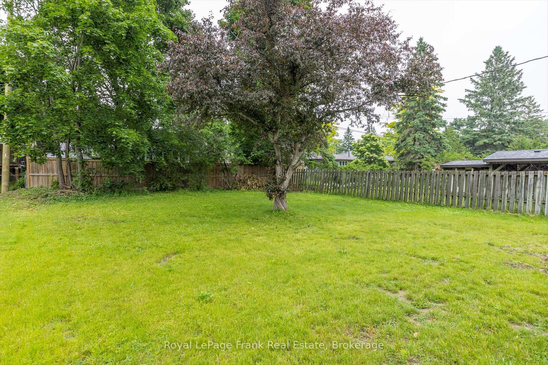 Photo 34 of Unit Main, 890 Weller Street, Peterborough, Monaghan Ward 2 — HOMEH