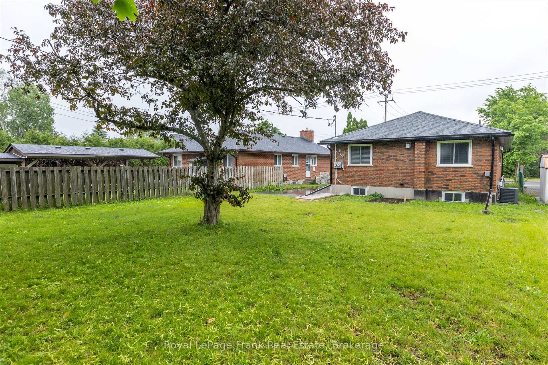 Photo 36 of Unit Main, 890 Weller Street, Peterborough, Monaghan Ward 2 — HOMEH