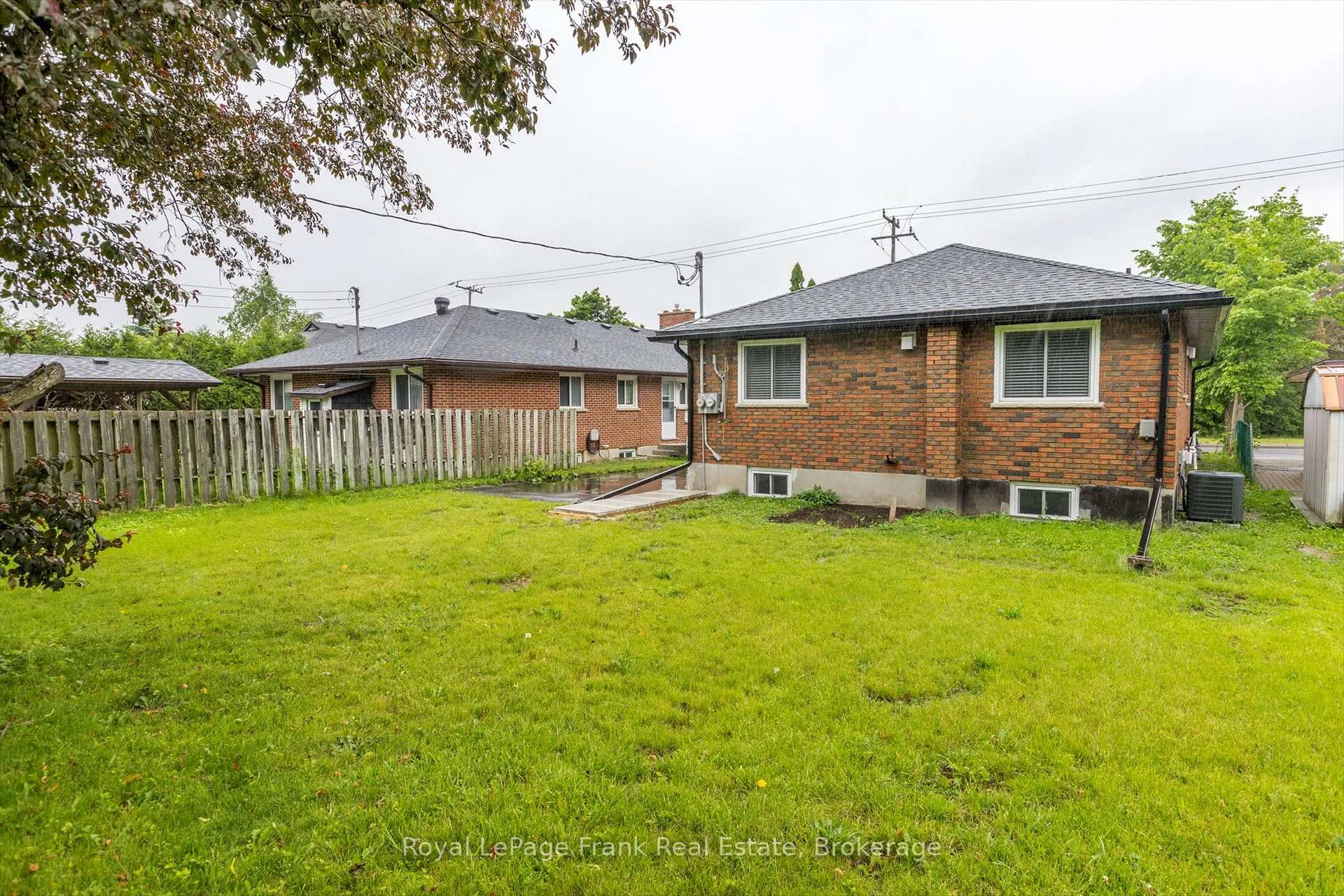 Photo 29 of Unit Main, 890 Weller Street, Peterborough, Monaghan Ward 2 — HOMEH