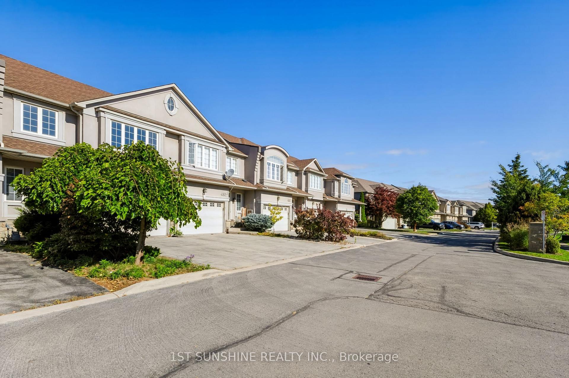 Photo of 488 Stonehenge Drive