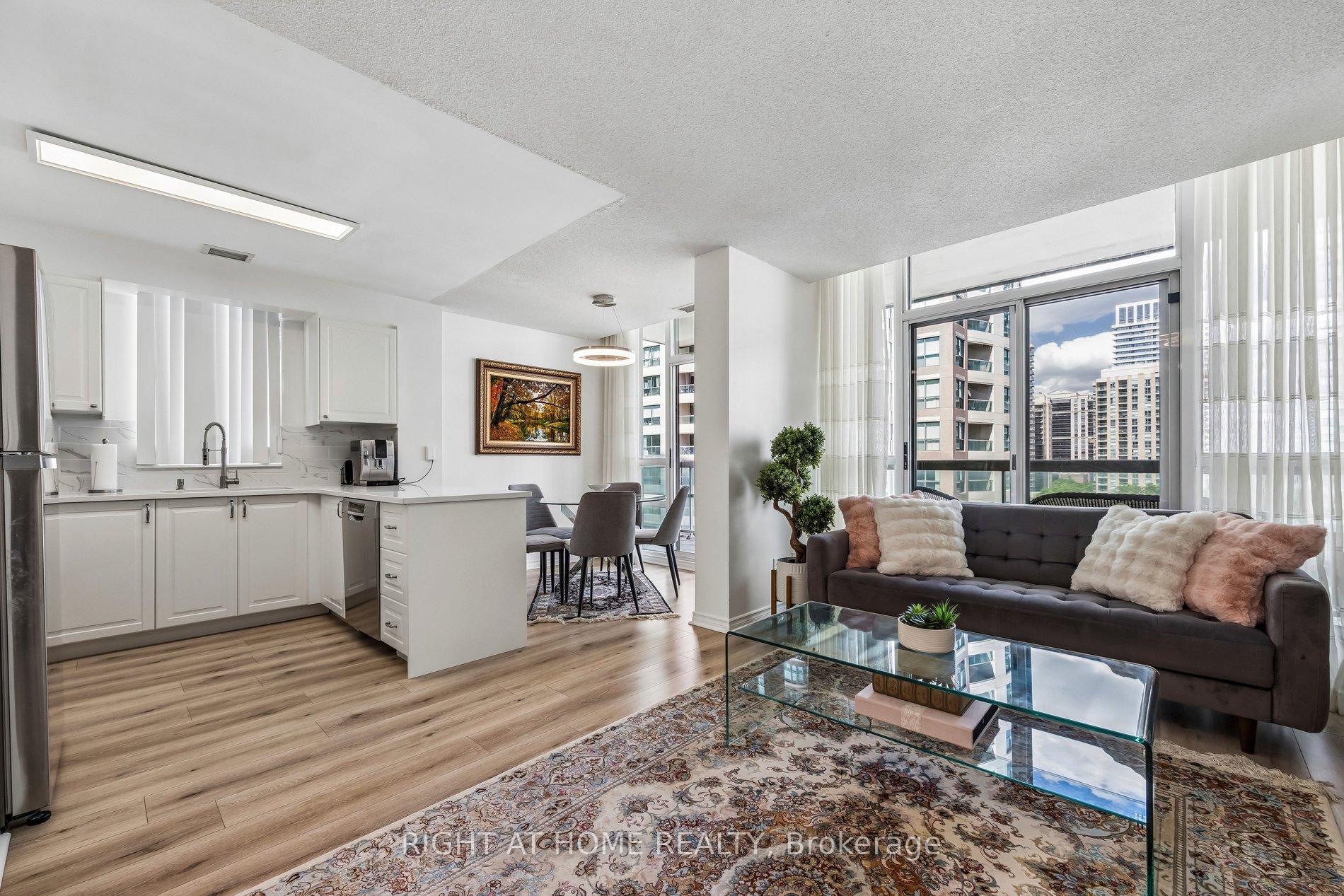 Photo 4 of Unit 1116, 503 Beecroft Road, North York, Willowdale West — HOMEH
