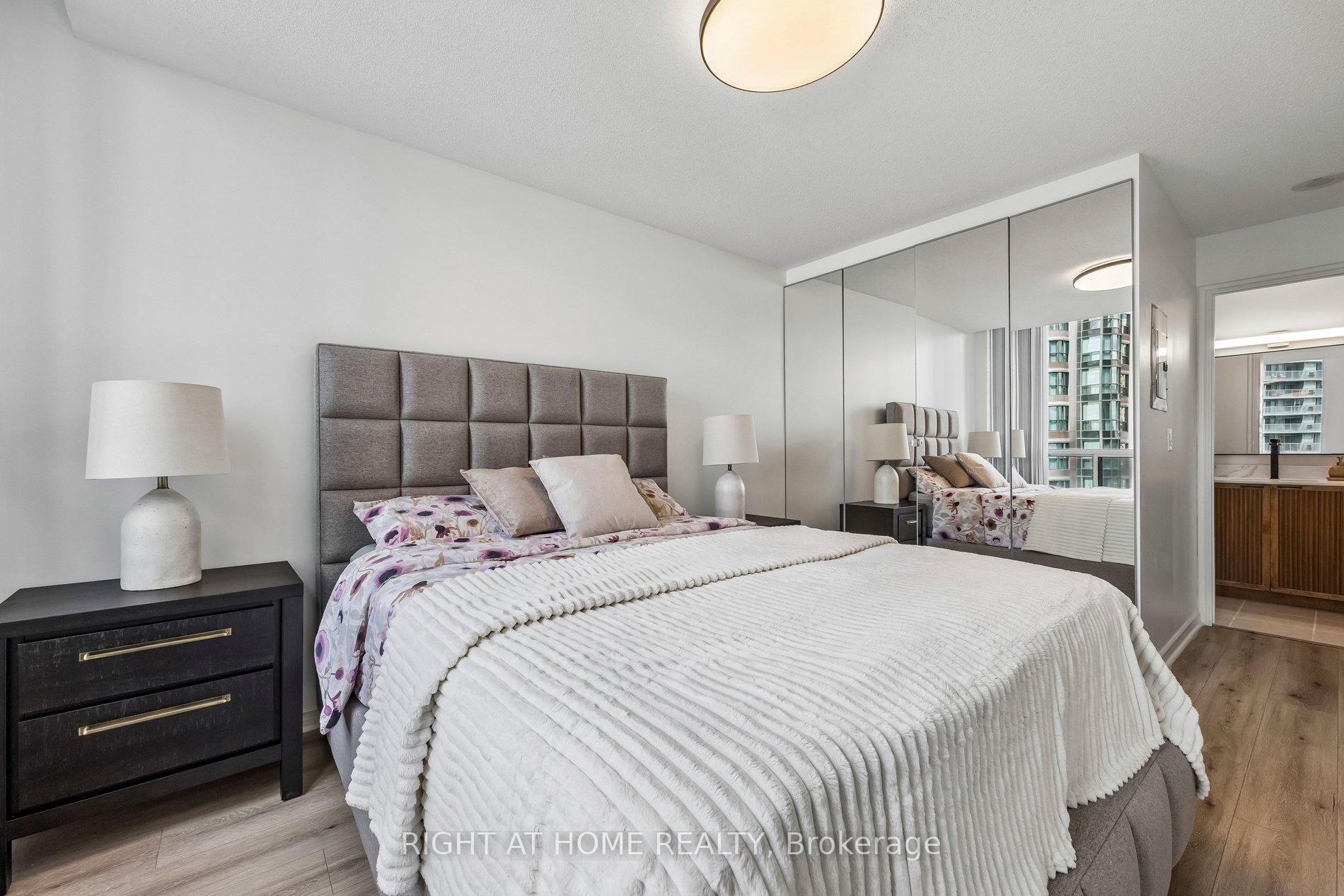 Photo 16 of Unit 1116, 503 Beecroft Road, North York, Willowdale West — HOMEH