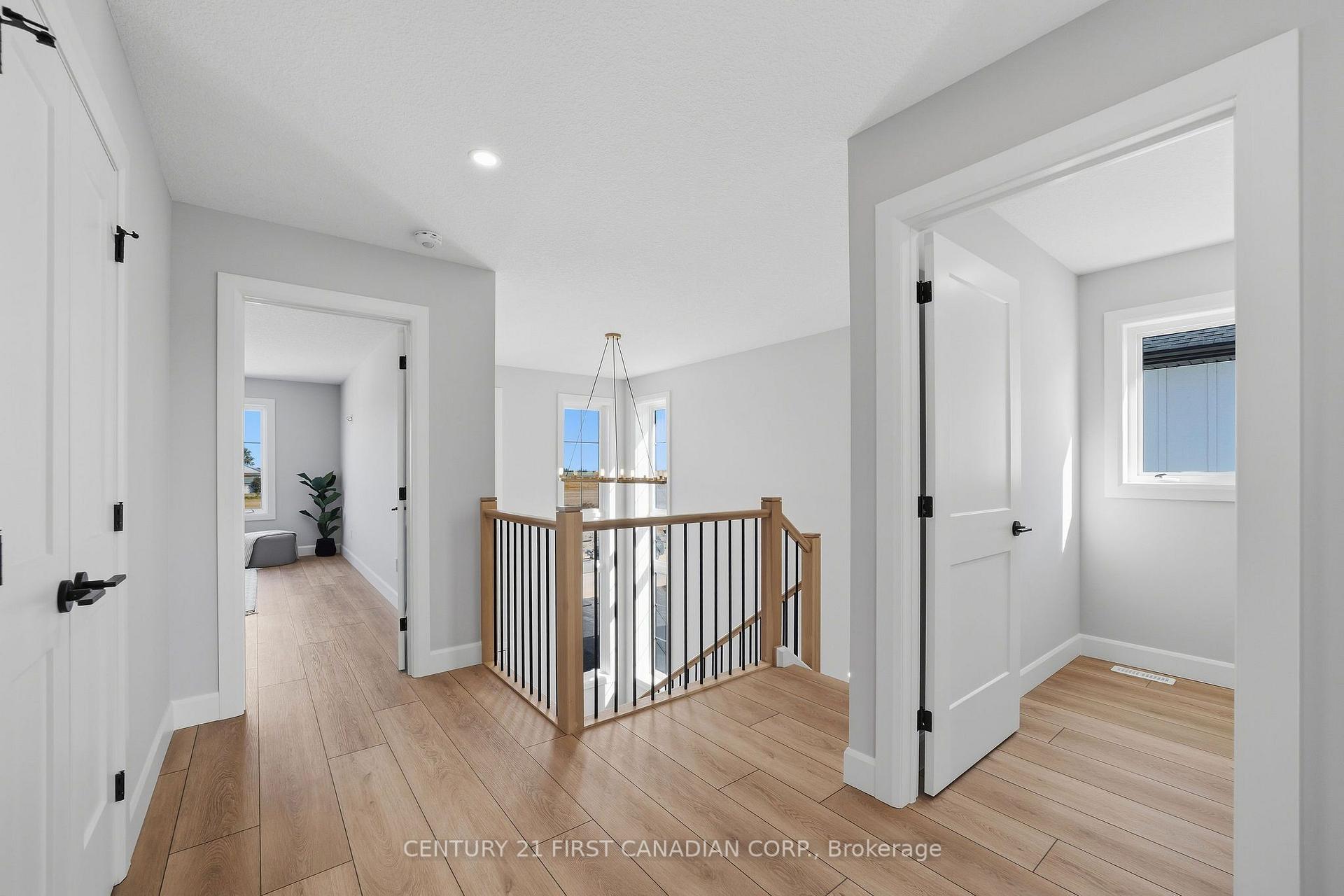 Photo 20 of 132 Addison Avenue, Lucan Biddulph, Lucan — HOMEH