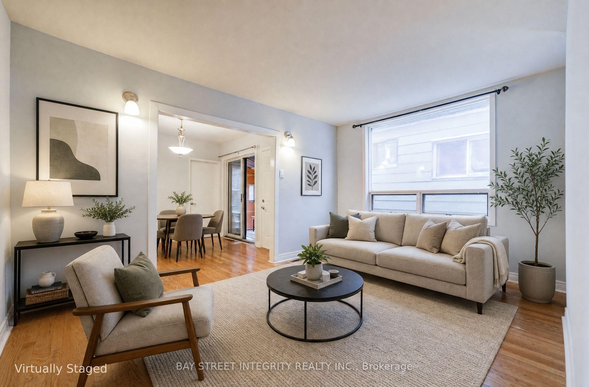 Photo 12 of 19 Robinson Avenue, Scarborough, Oakridge — HOMEH