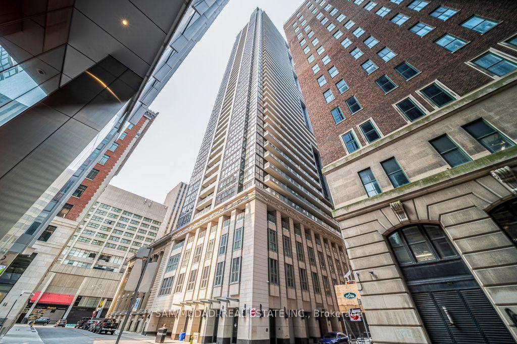 Photo 2 of Unit 608, 70 Temperance Street, Toronto, Bay Street Corridor — HOMEH