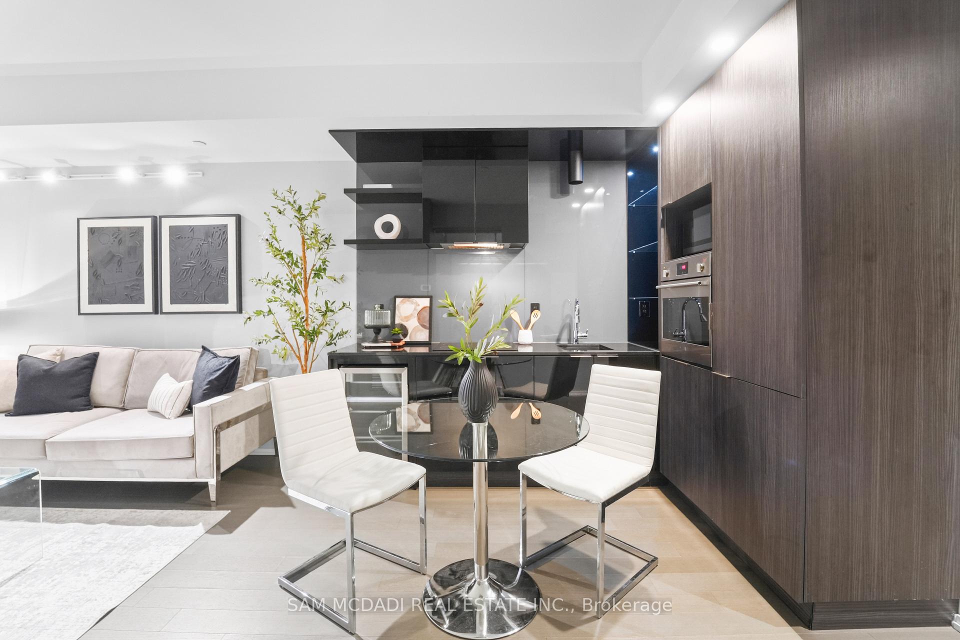 Photo 11 of Unit 608, 70 Temperance Street, Toronto, Bay Street Corridor — HOMEH