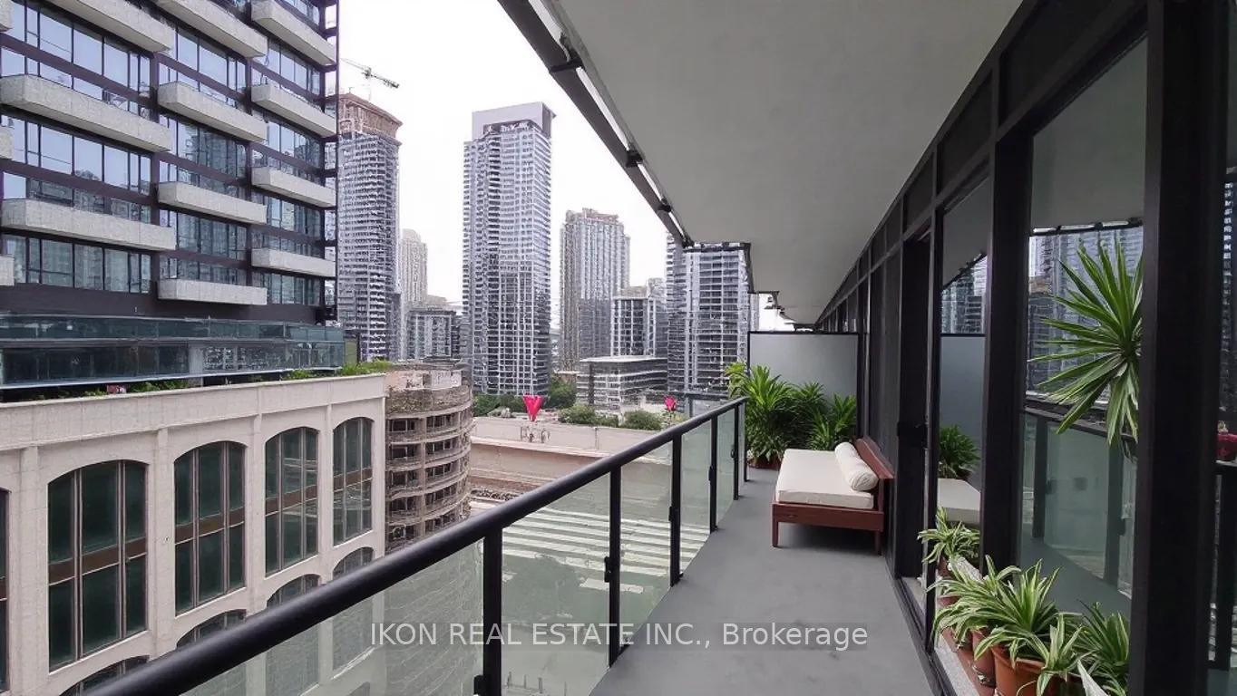 Photo 4 of Unit 809, 480 Front St Street, Toronto, Waterfront Communities — HOMEH