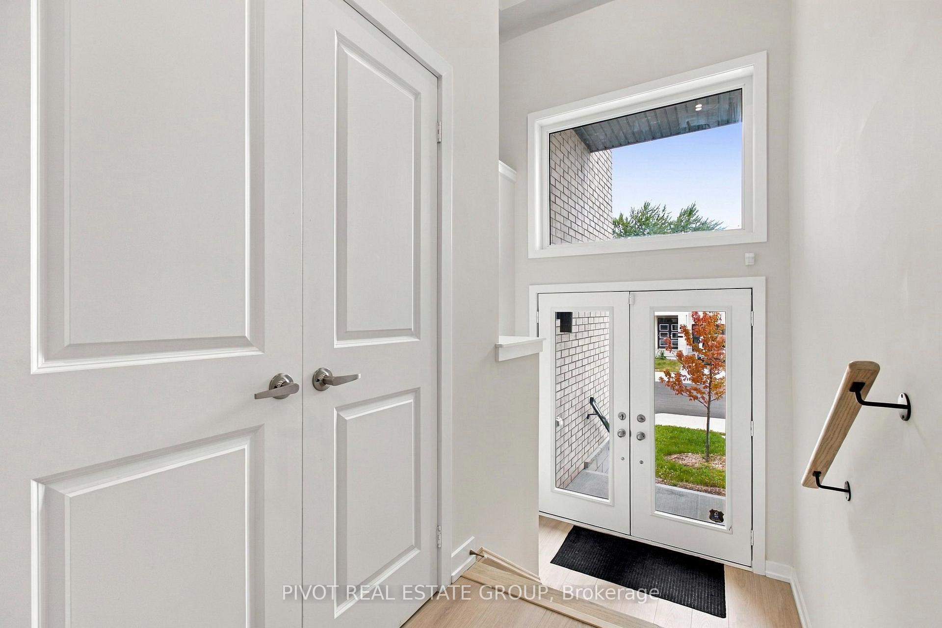 Photo 5 of 80 Danielle Moore Circle, Scarborough, Bendale — HOMEH