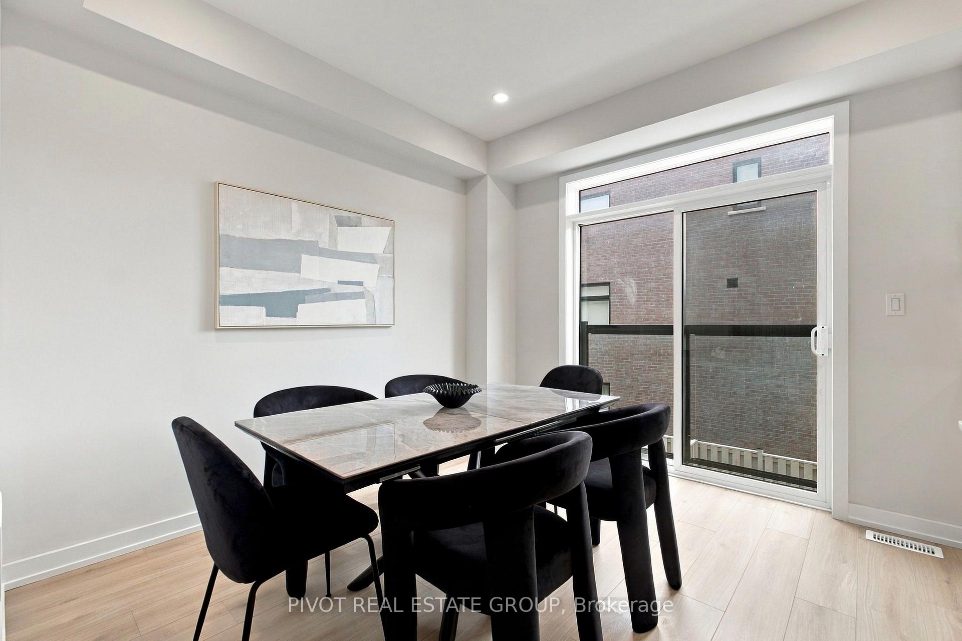 Photo 16 of 80 Danielle Moore Circle, Scarborough, Bendale — HOMEH