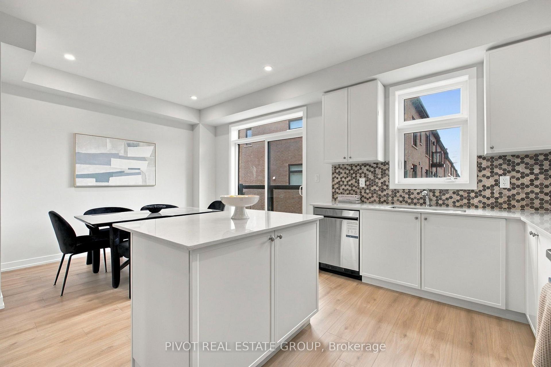 Photo 21 of 80 Danielle Moore Circle, Scarborough, Bendale — HOMEH