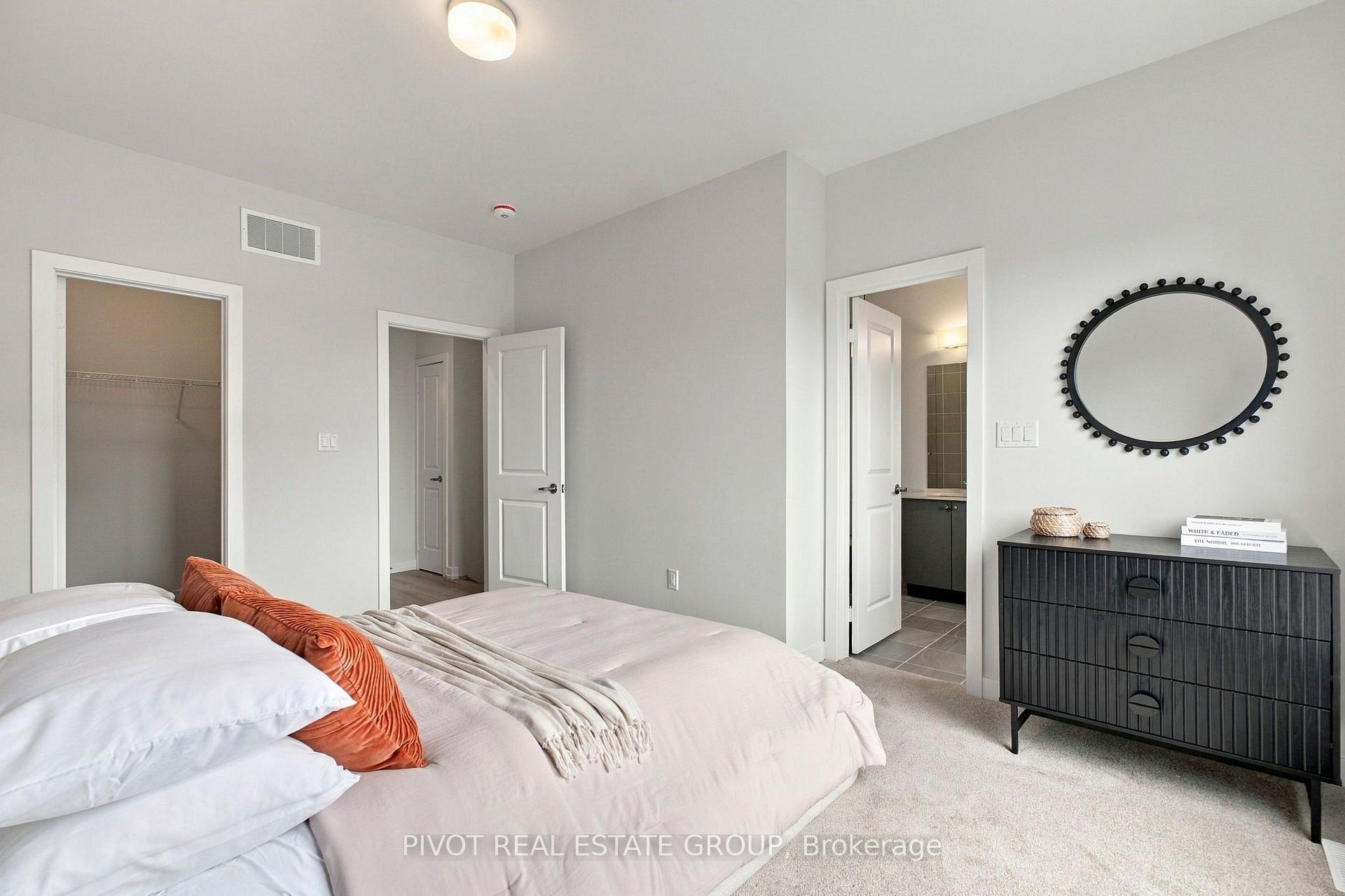 Photo 27 of 80 Danielle Moore Circle, Scarborough, Bendale — HOMEH