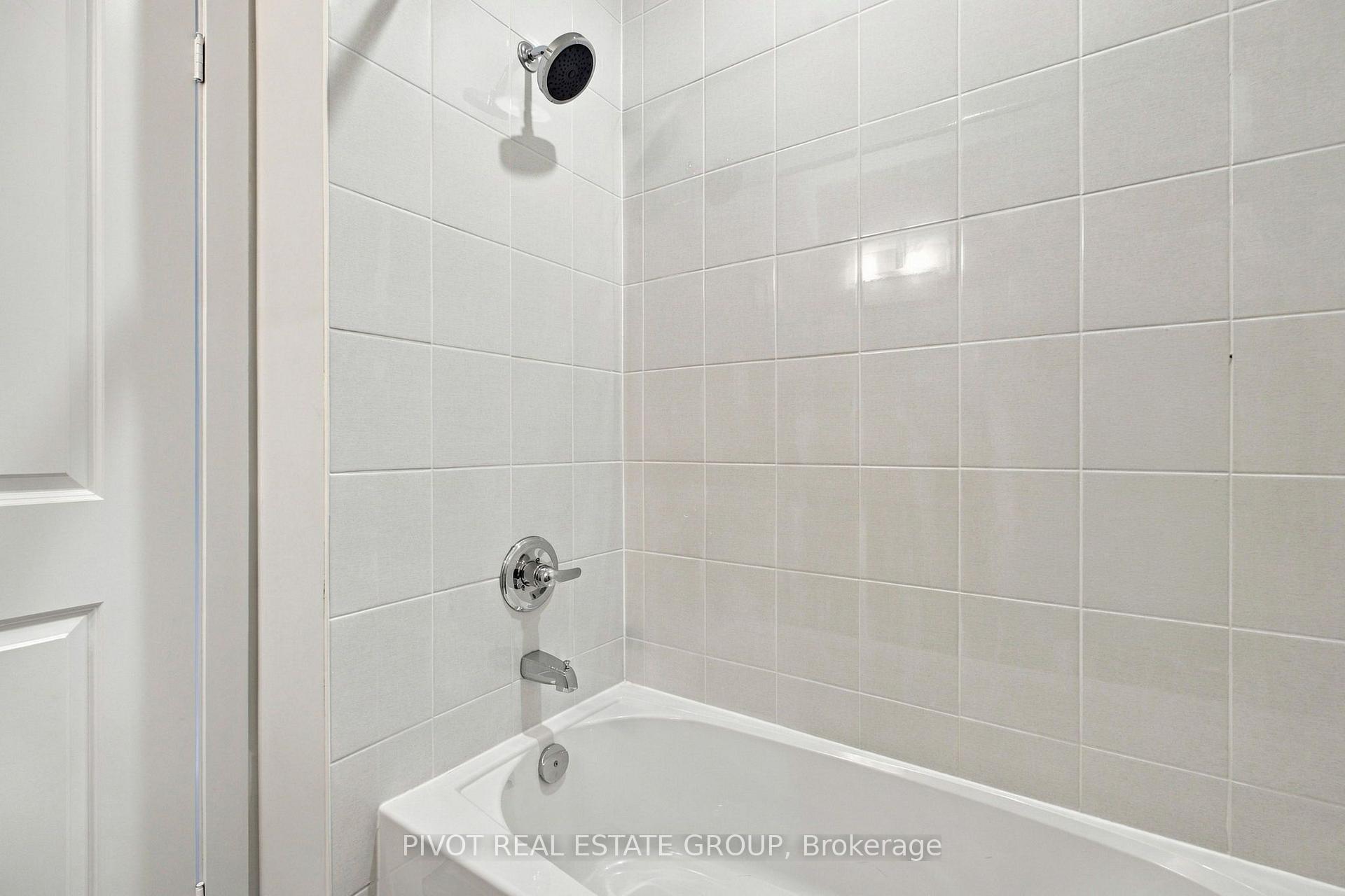 Photo 36 of 80 Danielle Moore Circle, Scarborough, Bendale — HOMEH