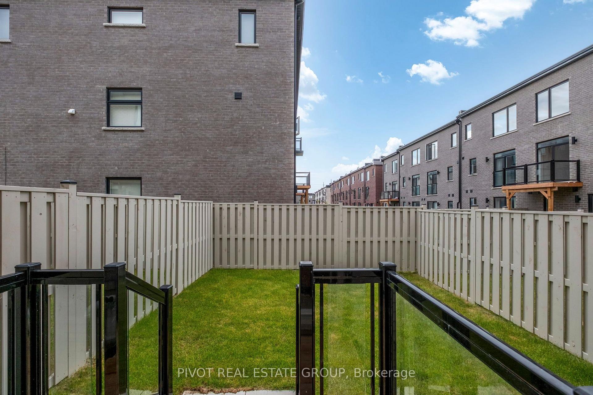 Photo 46 of 80 Danielle Moore Circle, Scarborough, Bendale — HOMEH
