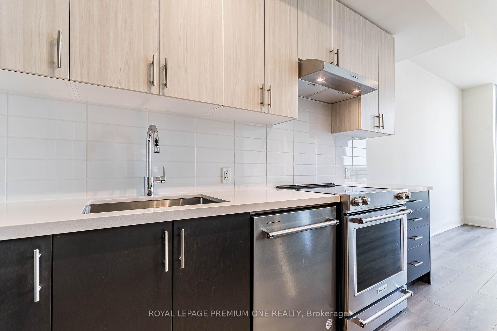 Photo 13 of Unit 604, 8960 Jane Street, Vaughan, Vellore Village — HOMEH