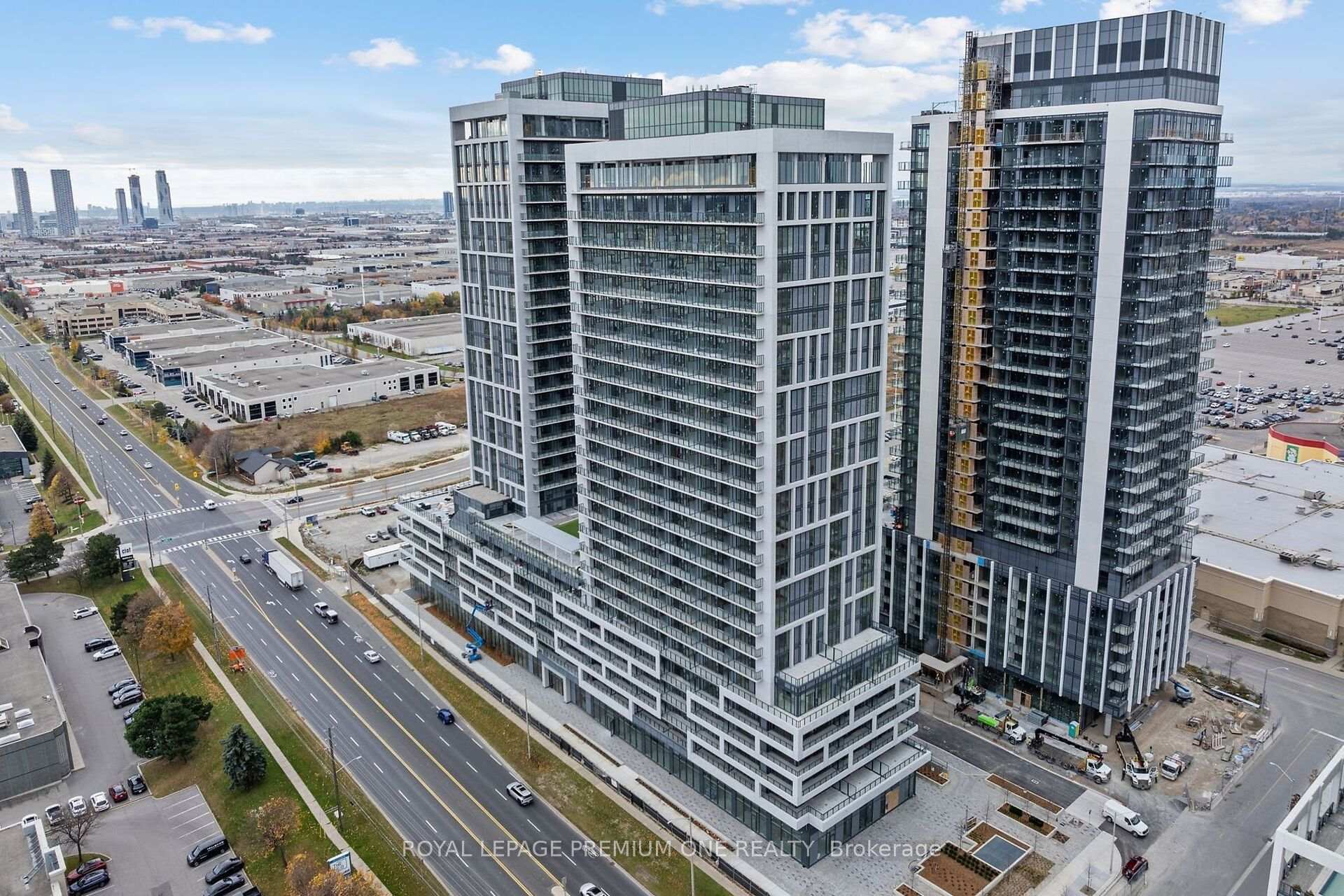 Photo 38 of Unit 604, 8960 Jane Street, Vaughan, Vellore Village — HOMEH