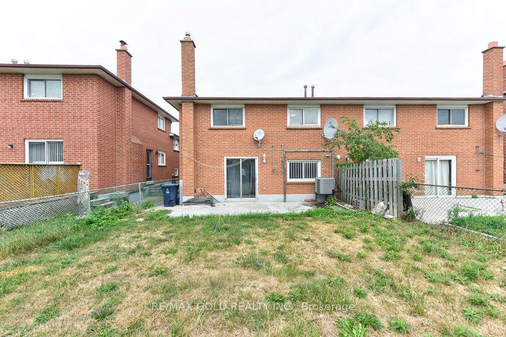 Photo 44 of 22 Kittiwake Avenue, Etobicoke, West Humber-Clairville — HOMEH