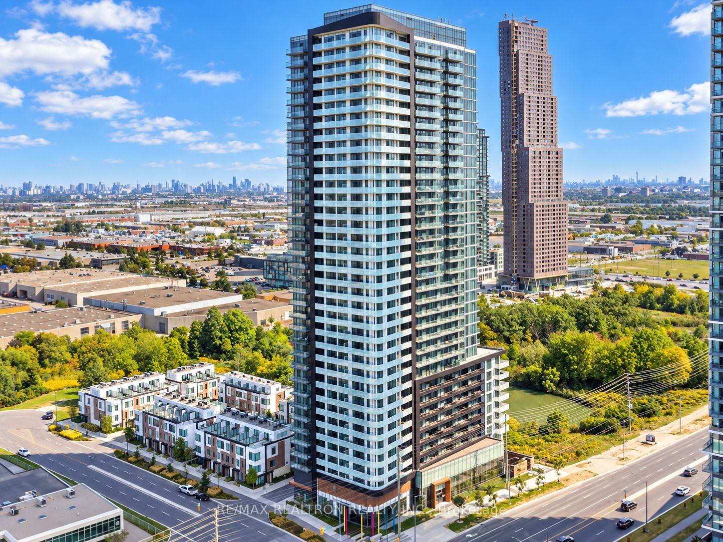 Photo 1 of Unit 2917, 7895 Jane Street, Vaughan, Concord — HOMEH