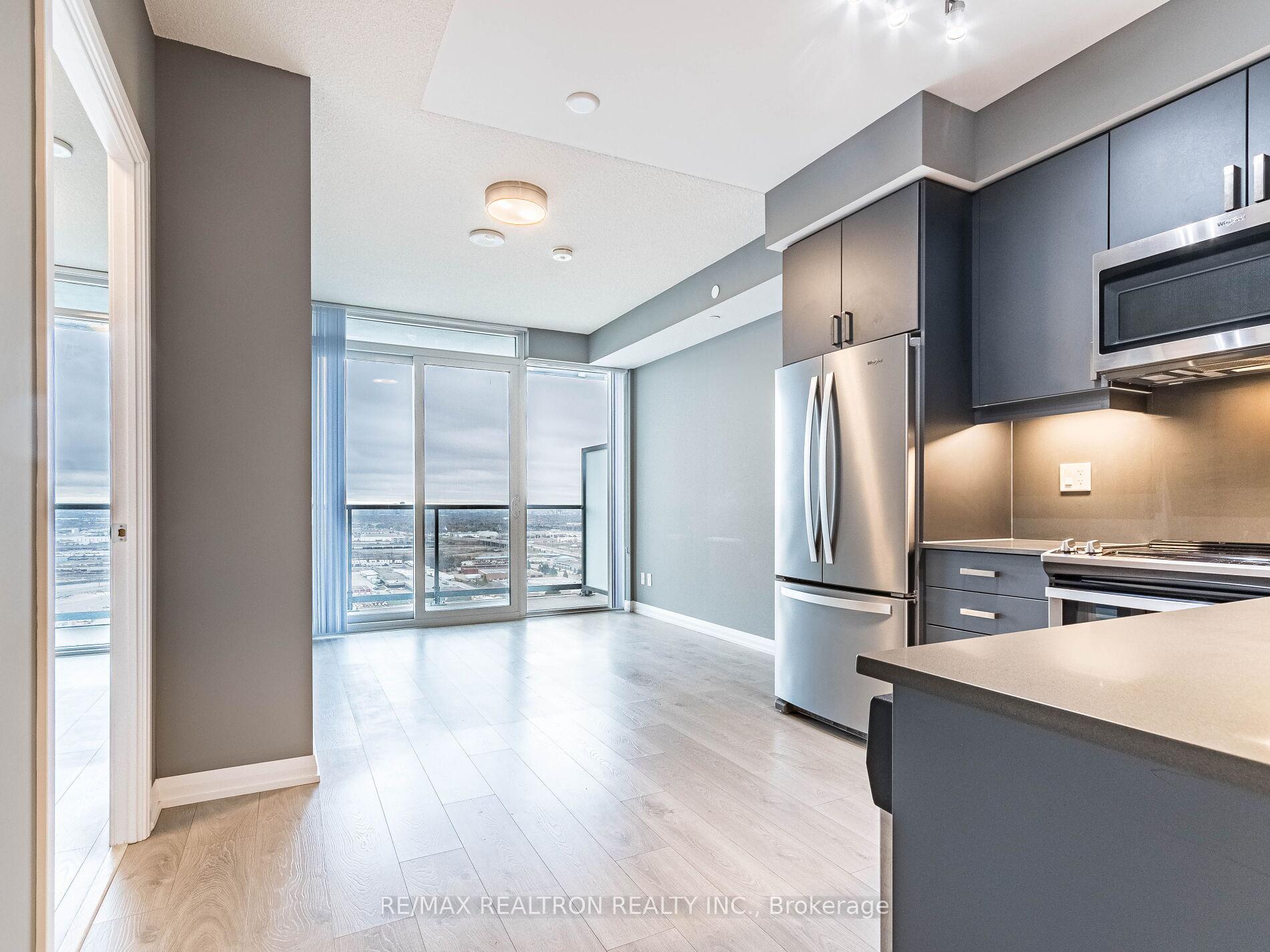 Photo 6 of Unit 2917, 7895 Jane Street, Vaughan, Concord — HOMEH