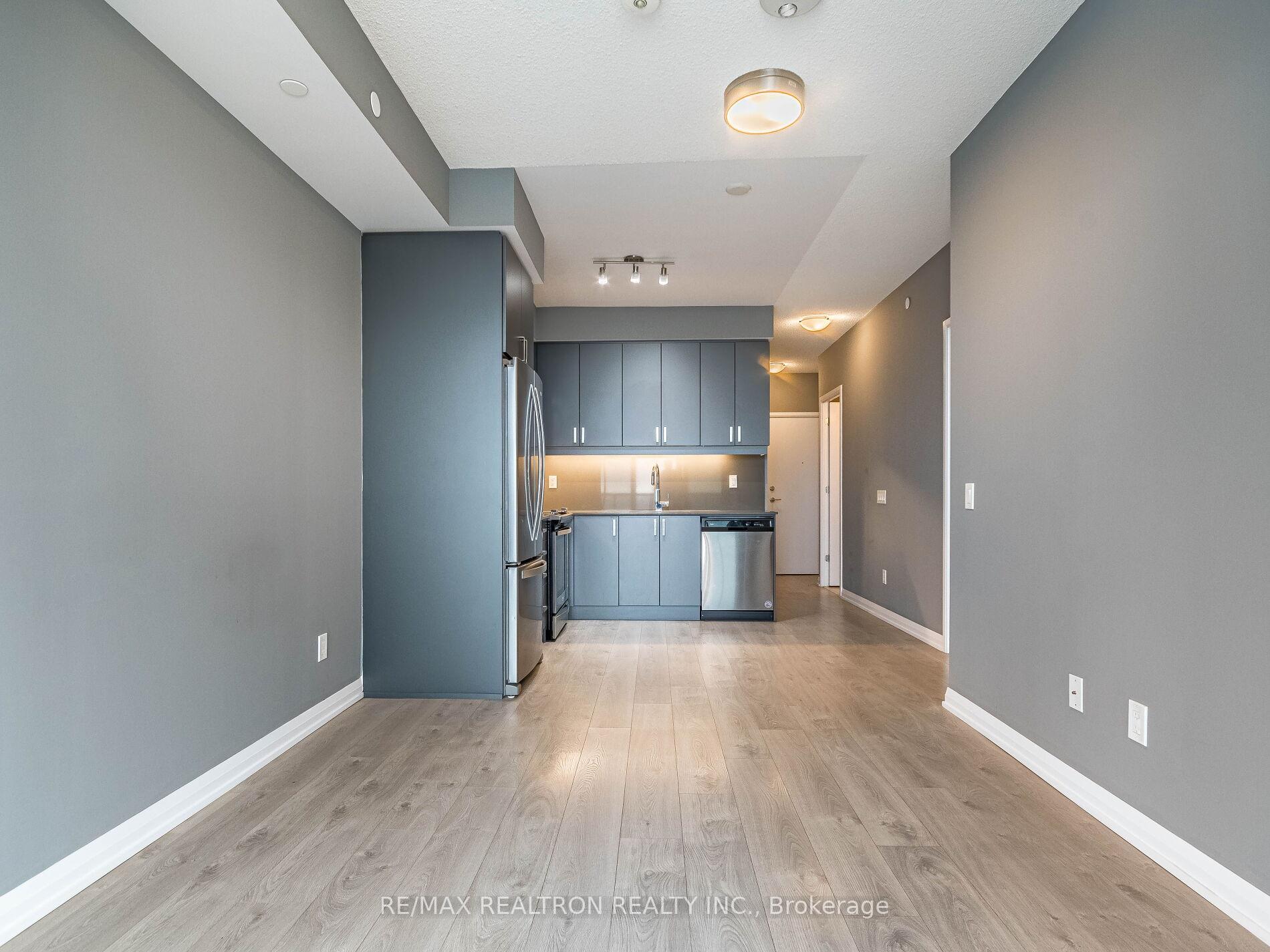 Photo 10 of Unit 2917, 7895 Jane Street, Vaughan, Concord — HOMEH