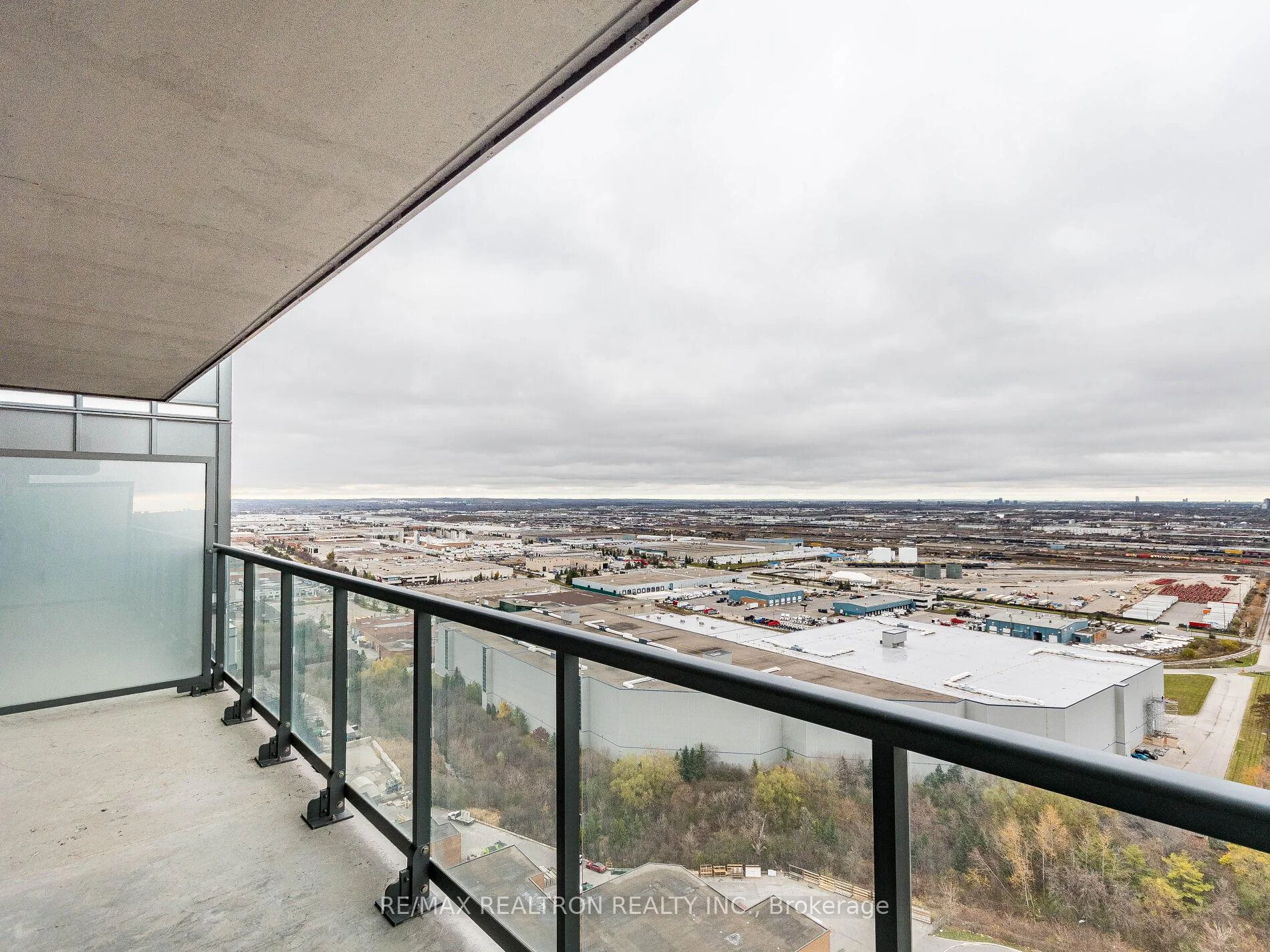 Photo 26 of Unit 2917, 7895 Jane Street, Vaughan, Concord — HOMEH