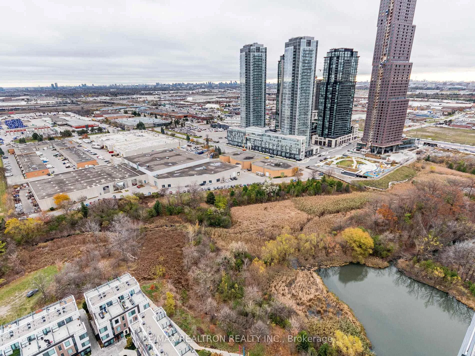 Photo 31 of Unit 2917, 7895 Jane Street, Vaughan, Concord — HOMEH
