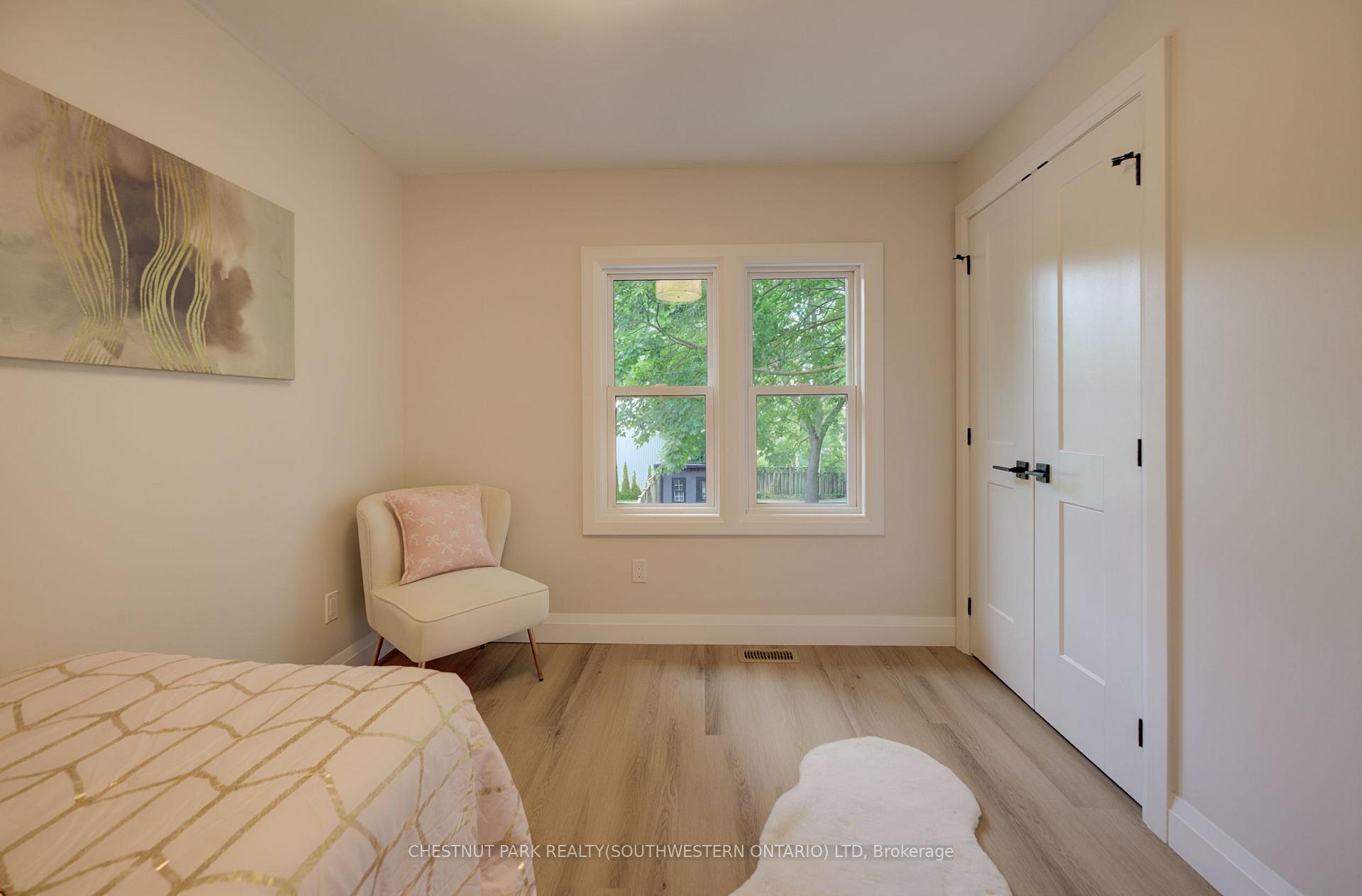 Photo 16 of 34 Moore Avenue N, Waterloo, Uptown Waterloo/North Ward — HOMEH