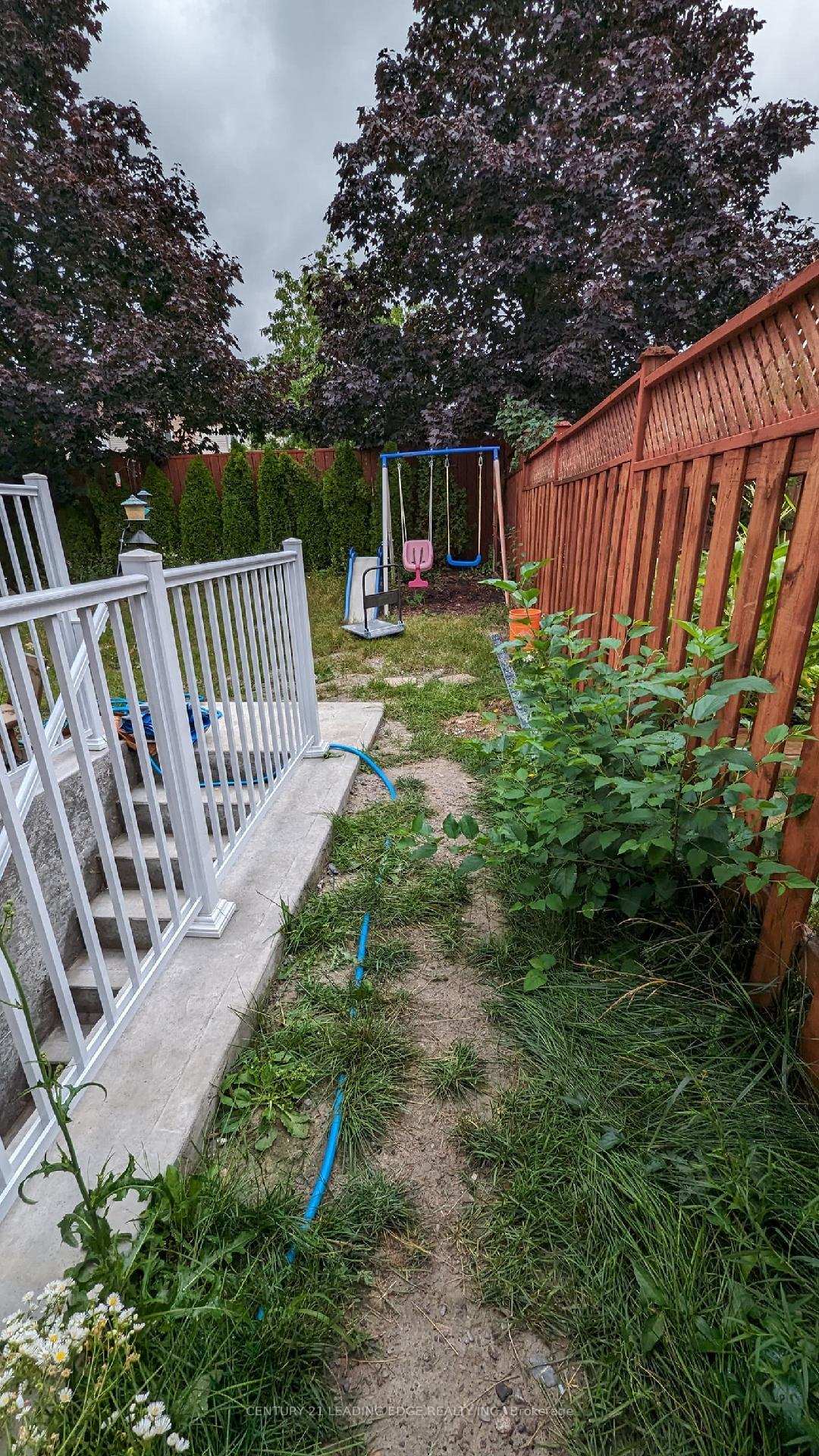 Photo 3 of Unit Basement, 50 Vintage Drive, Whitby, Williamsburg — HOMEH