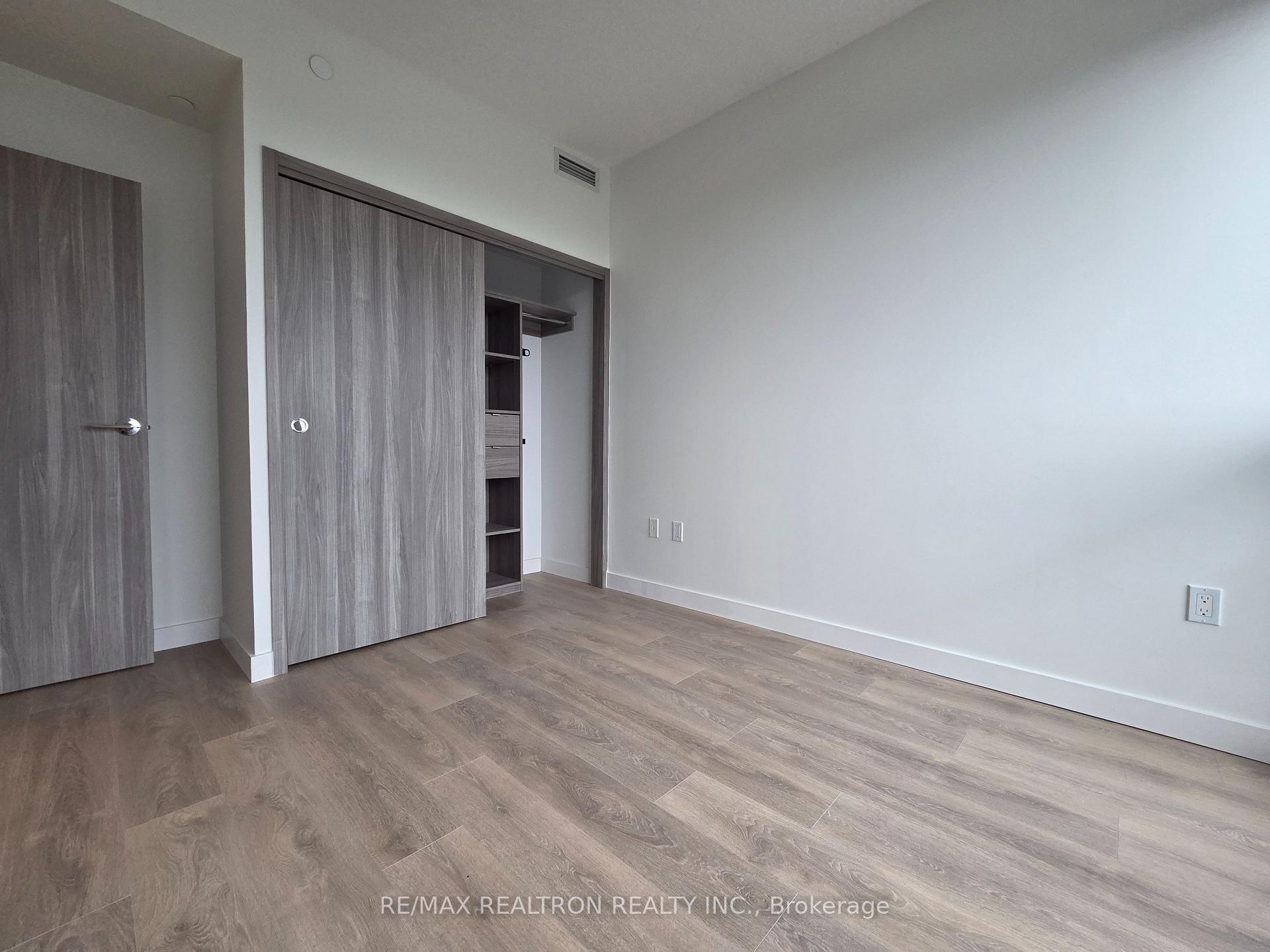 Photo 13 of Unit 3102, 85 McMahon Drive, North York, Bayview Village — HOMEH