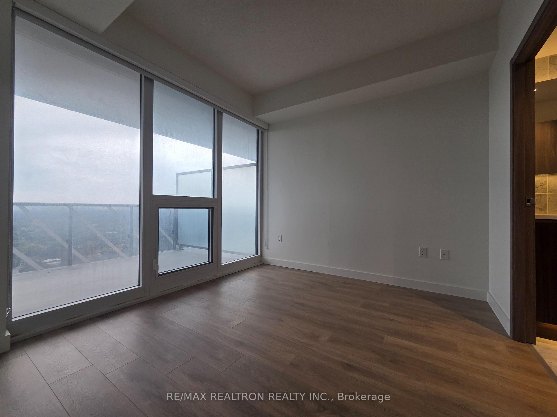 Photo 15 of Unit 3102, 85 McMahon Drive, North York, Bayview Village — HOMEH