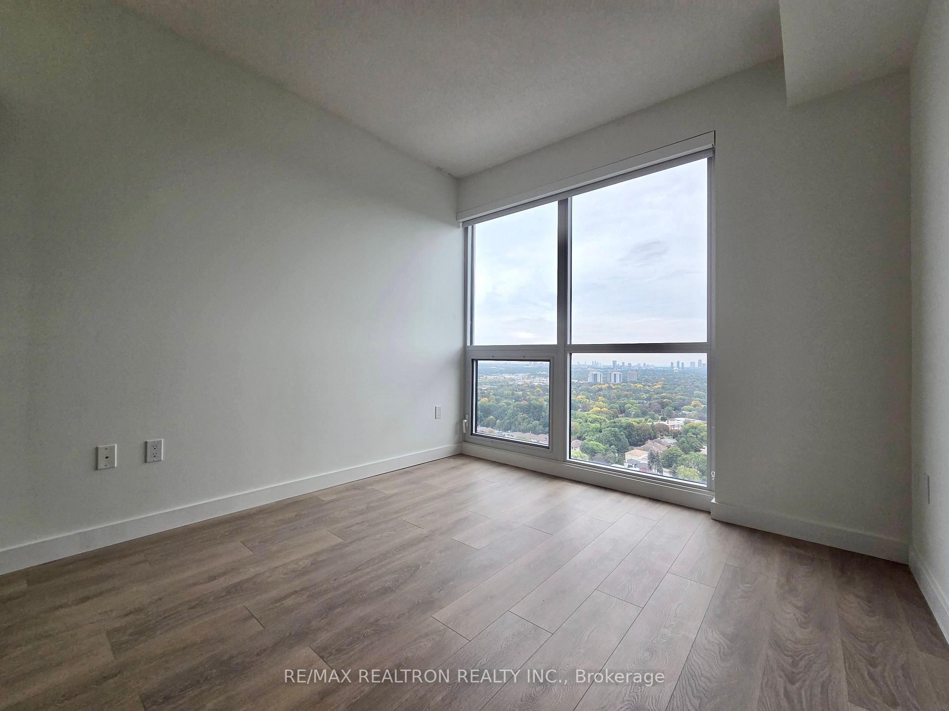 Photo 12 of Unit 3102, 85 McMahon Drive, North York, Bayview Village — HOMEH