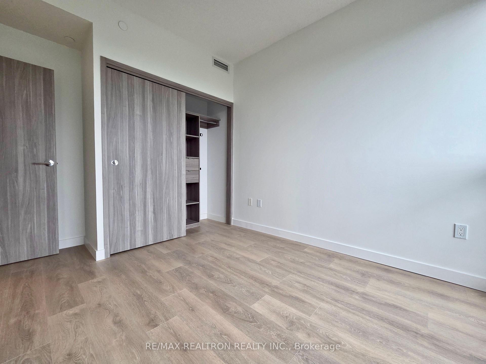 Photo 14 of Unit 3102, 85 McMahon Drive, North York, Bayview Village — HOMEH