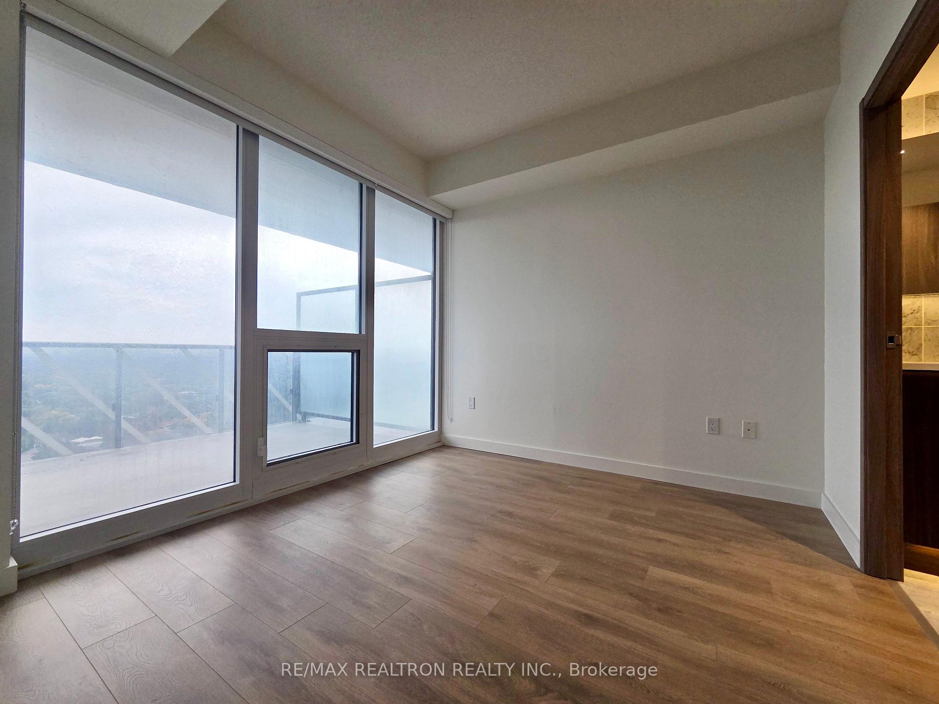Photo 16 of Unit 3102, 85 McMahon Drive, North York, Bayview Village — HOMEH