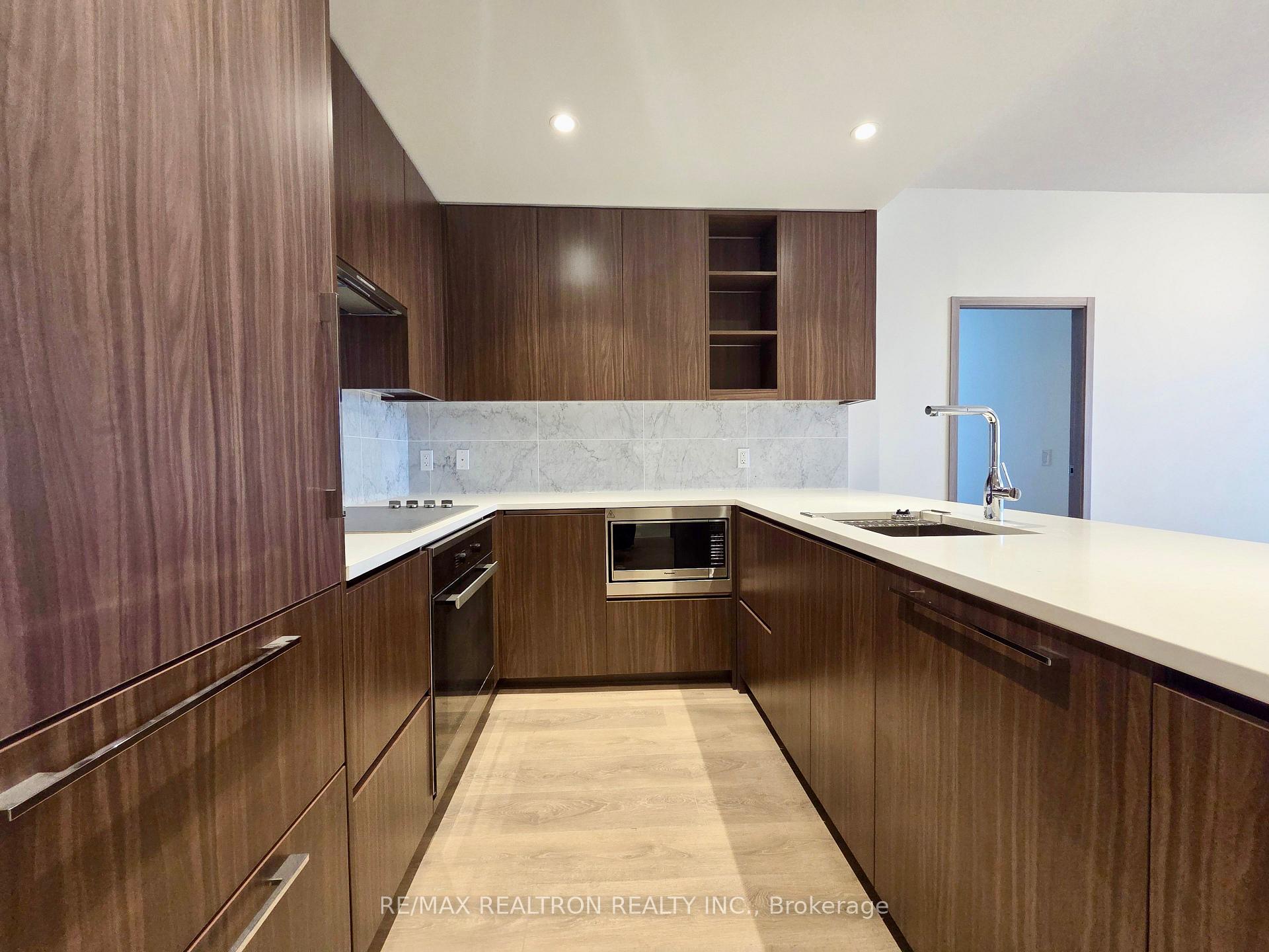 Photo 22 of Unit 3102, 85 McMahon Drive, North York, Bayview Village — HOMEH