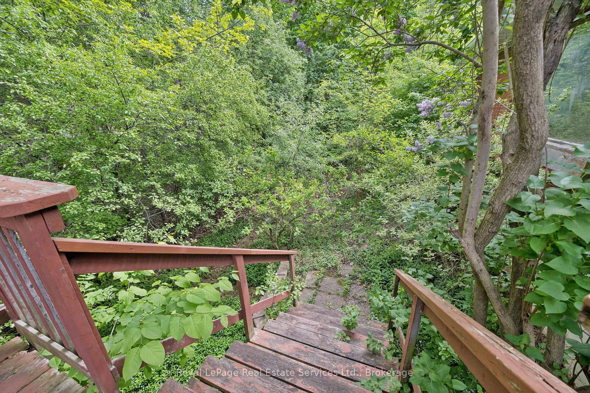 Photo 10 of 1118 Melvin Avenue, Oakville, Morrison — HOMEH