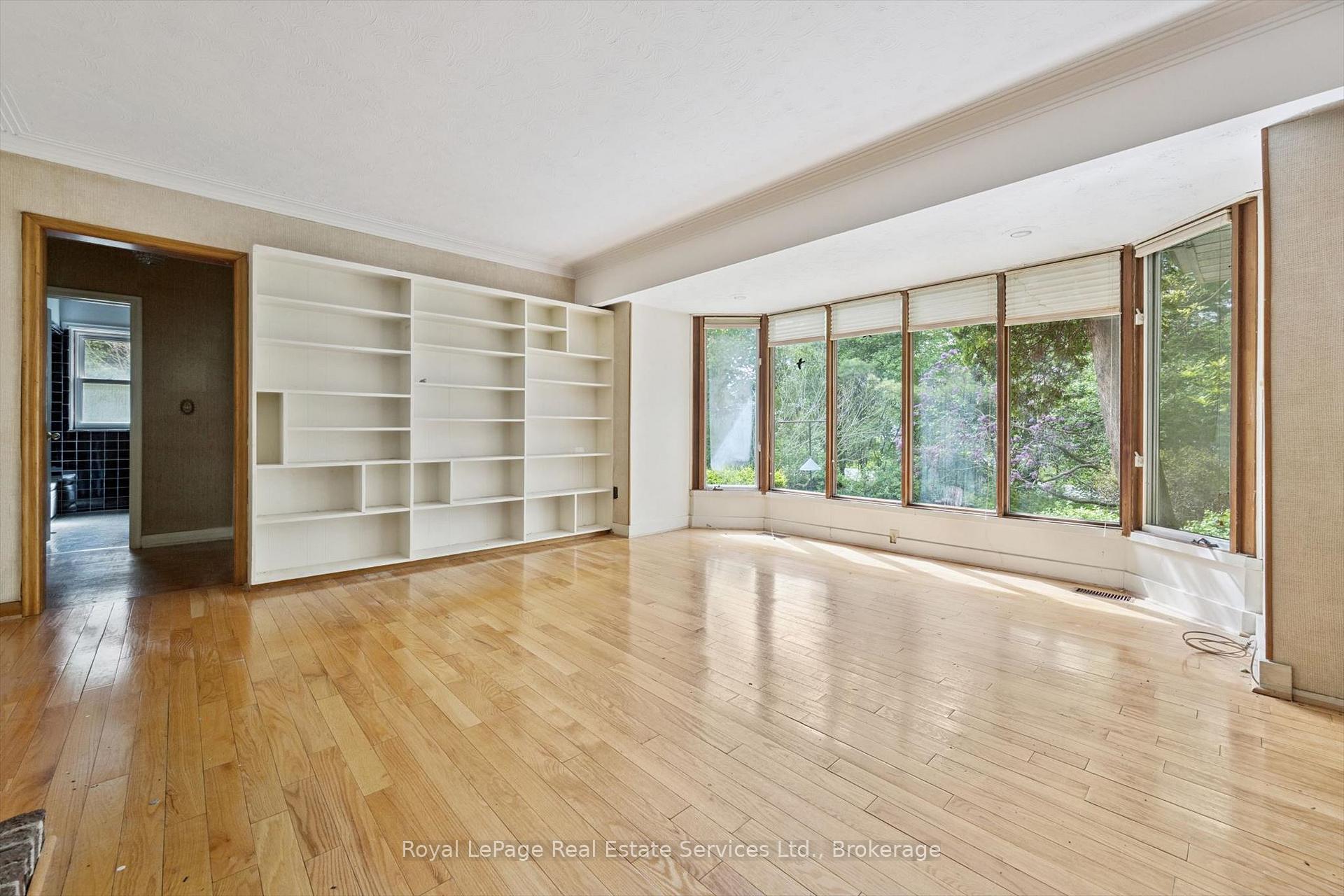 Photo 14 of 1118 Melvin Avenue, Oakville, Morrison — HOMEH