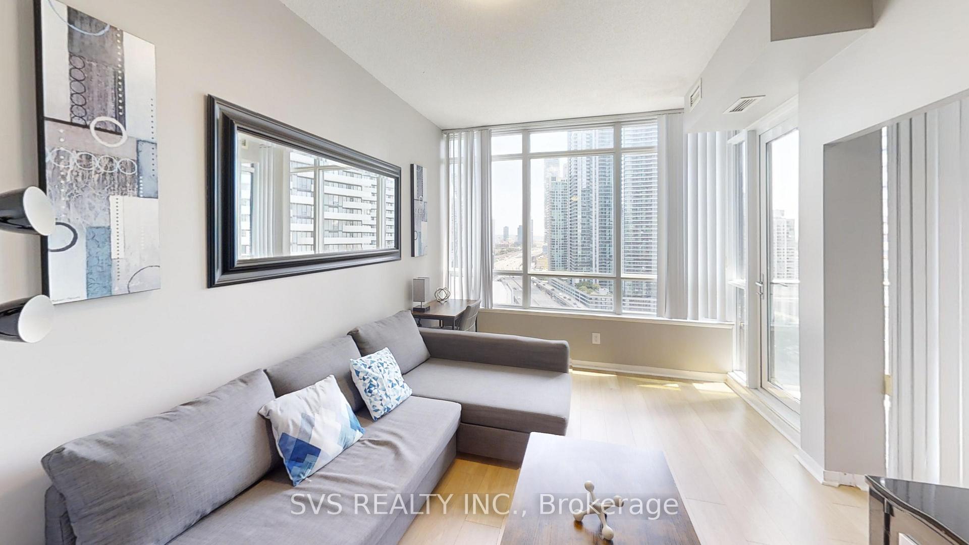 Photo of Unit 1705, 55 Bremner Boulevard