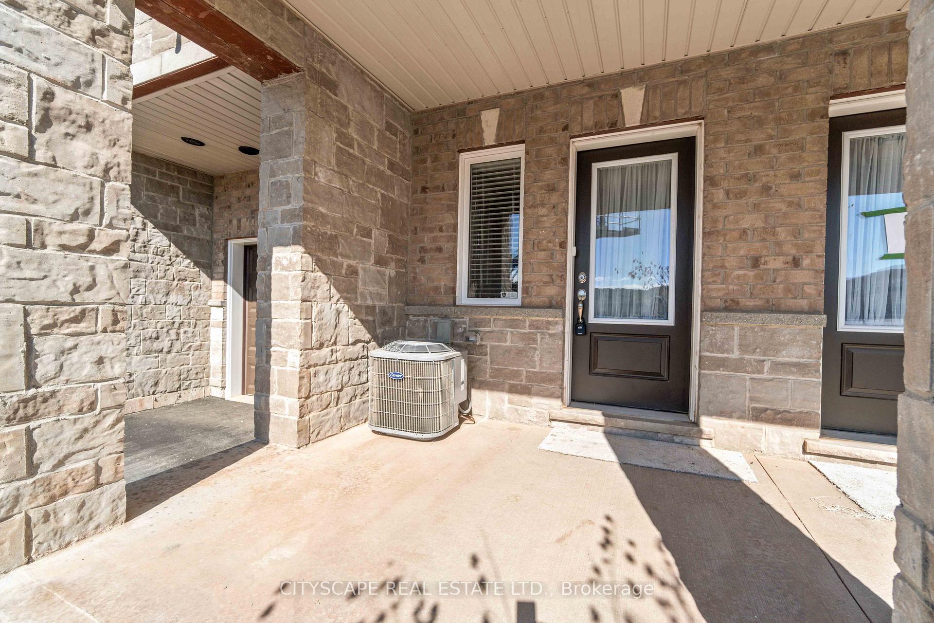 Photo 5 of Unit 9, 40 Zinfandel Drive, Hamilton, Fruitland — HOMEH
