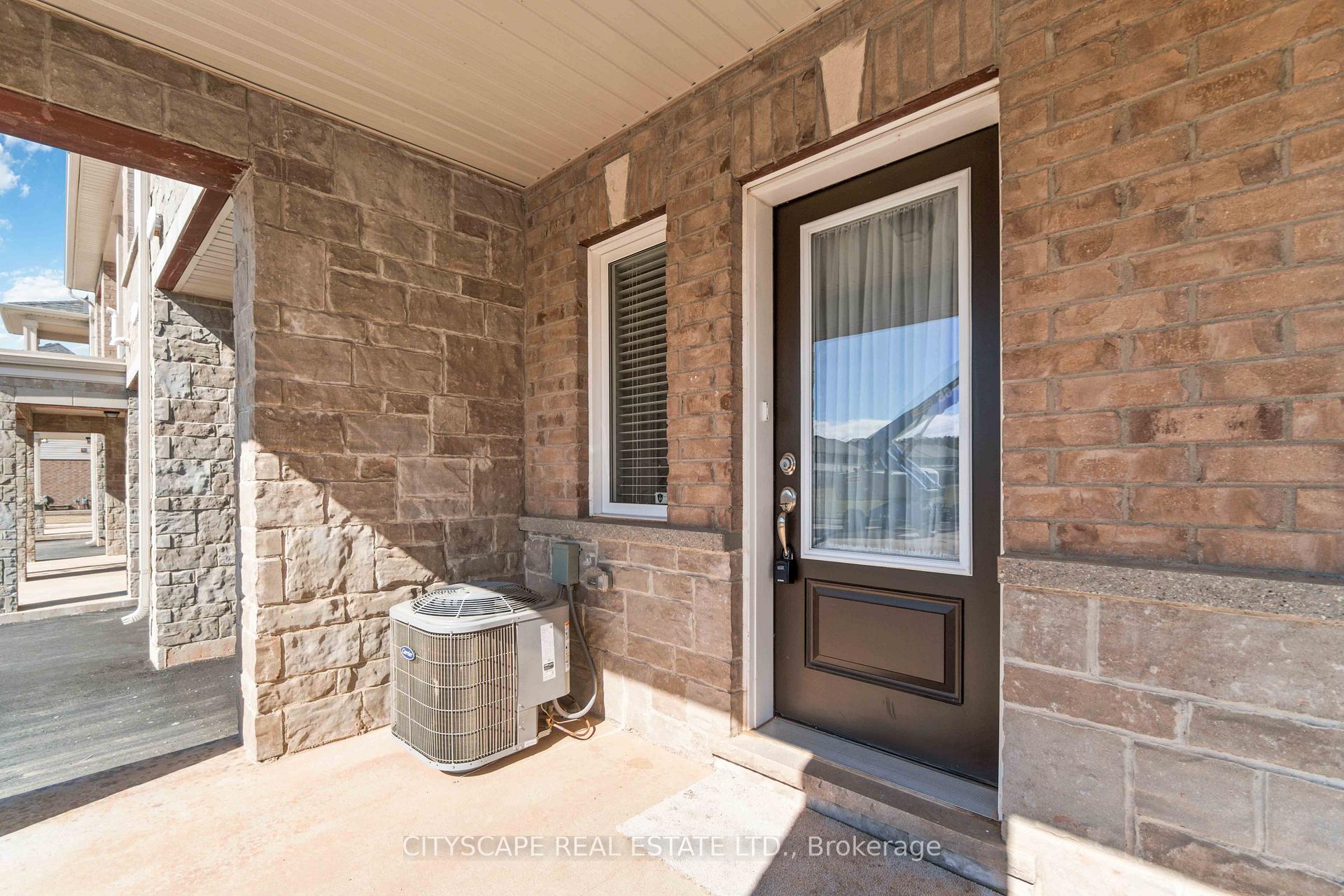 Photo 6 of Unit 9, 40 Zinfandel Drive, Hamilton, Fruitland — HOMEH