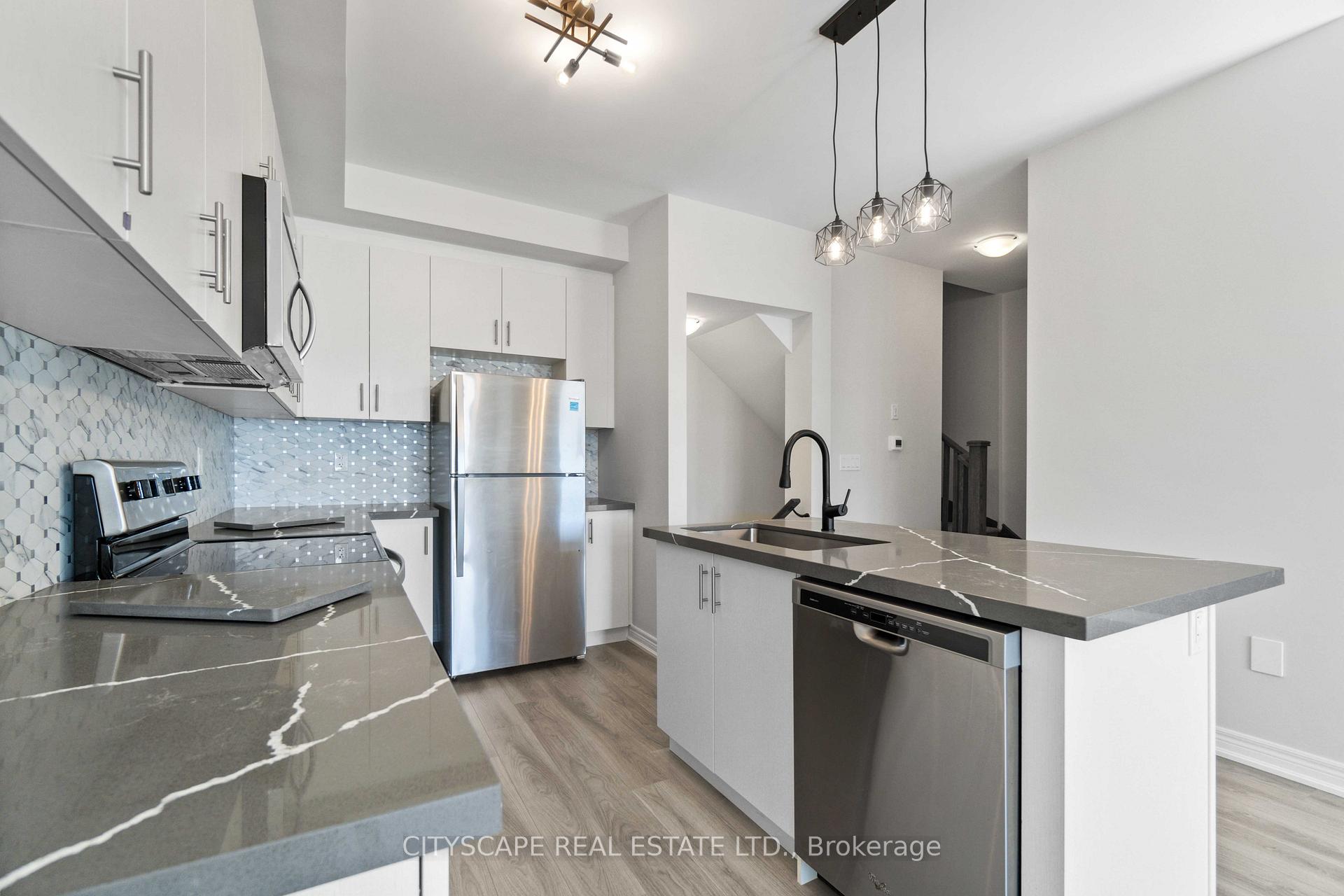 Photo 18 of Unit 9, 40 Zinfandel Drive, Hamilton, Fruitland — HOMEH
