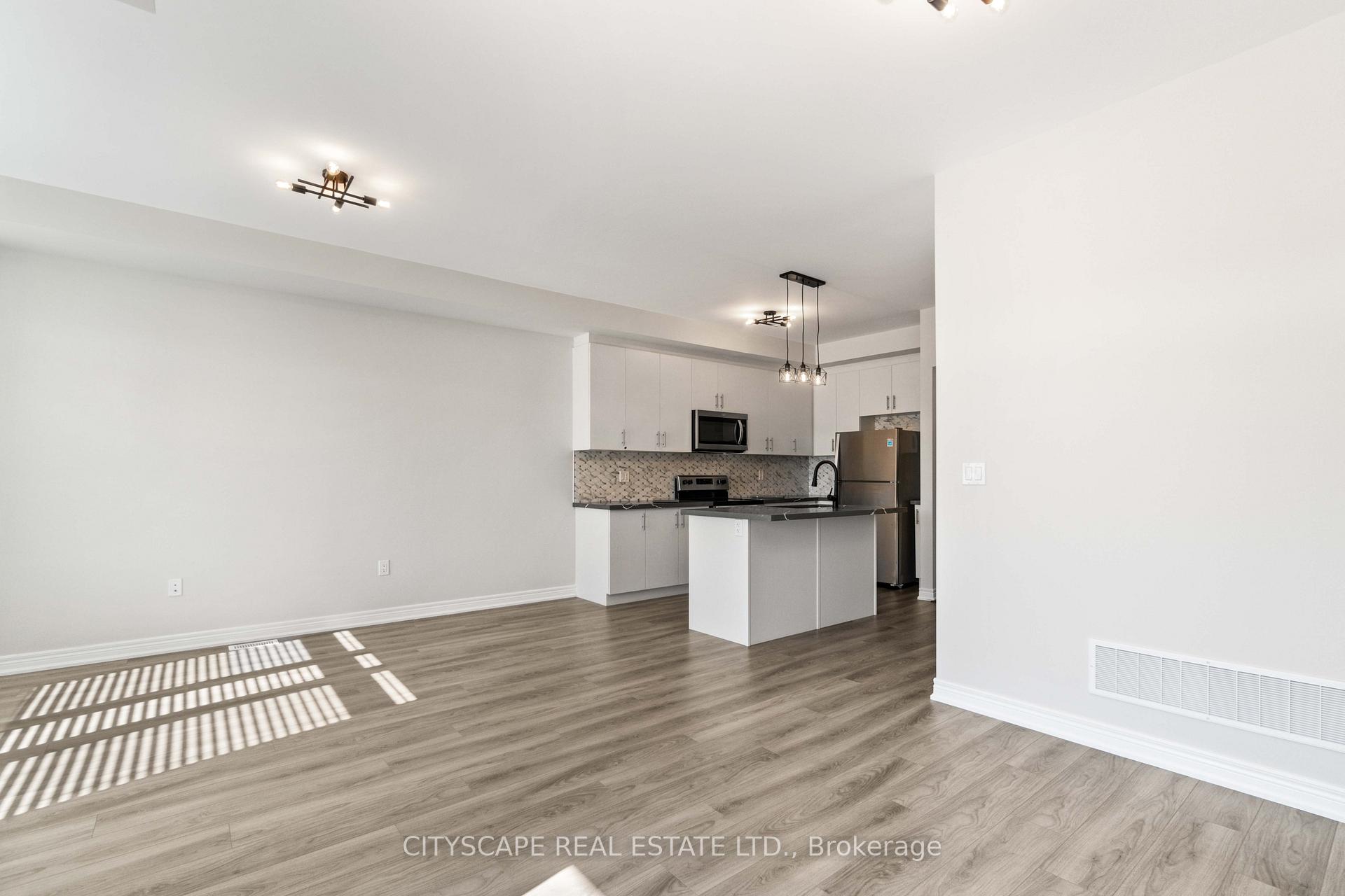 Photo 23 of Unit 9, 40 Zinfandel Drive, Hamilton, Fruitland — HOMEH