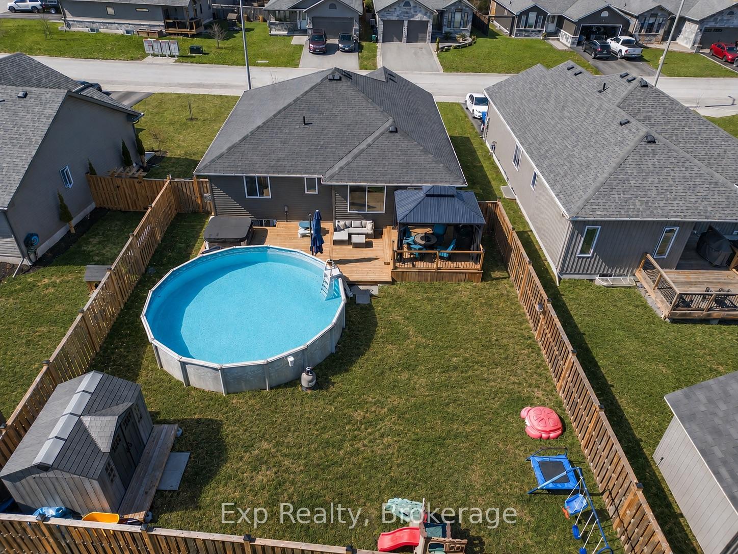 Photo 2 of 47 Birchmount Street, Quinte West, Murray Ward — HOMEH