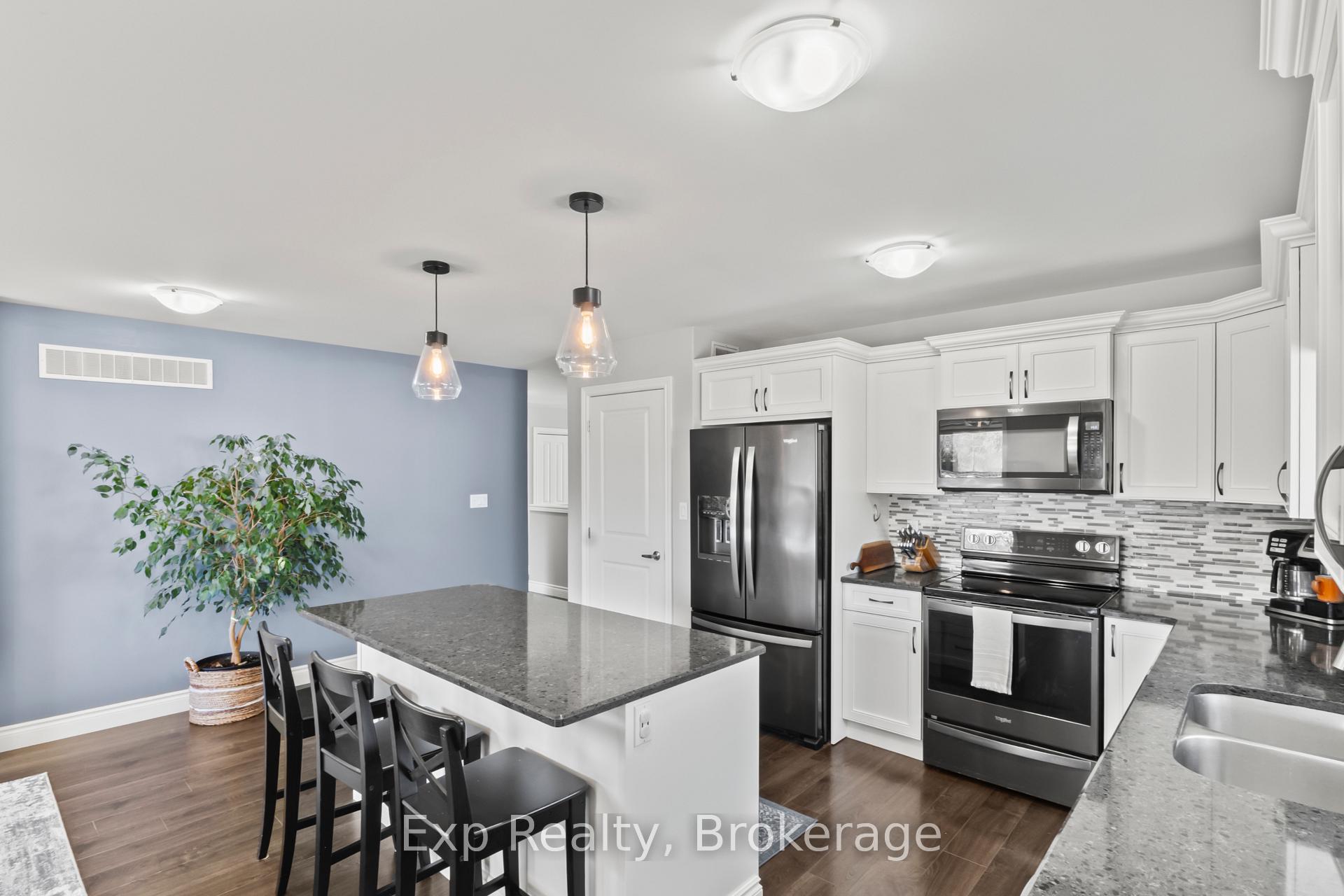 Photo 9 of 47 Birchmount Street, Quinte West, Murray Ward — HOMEH