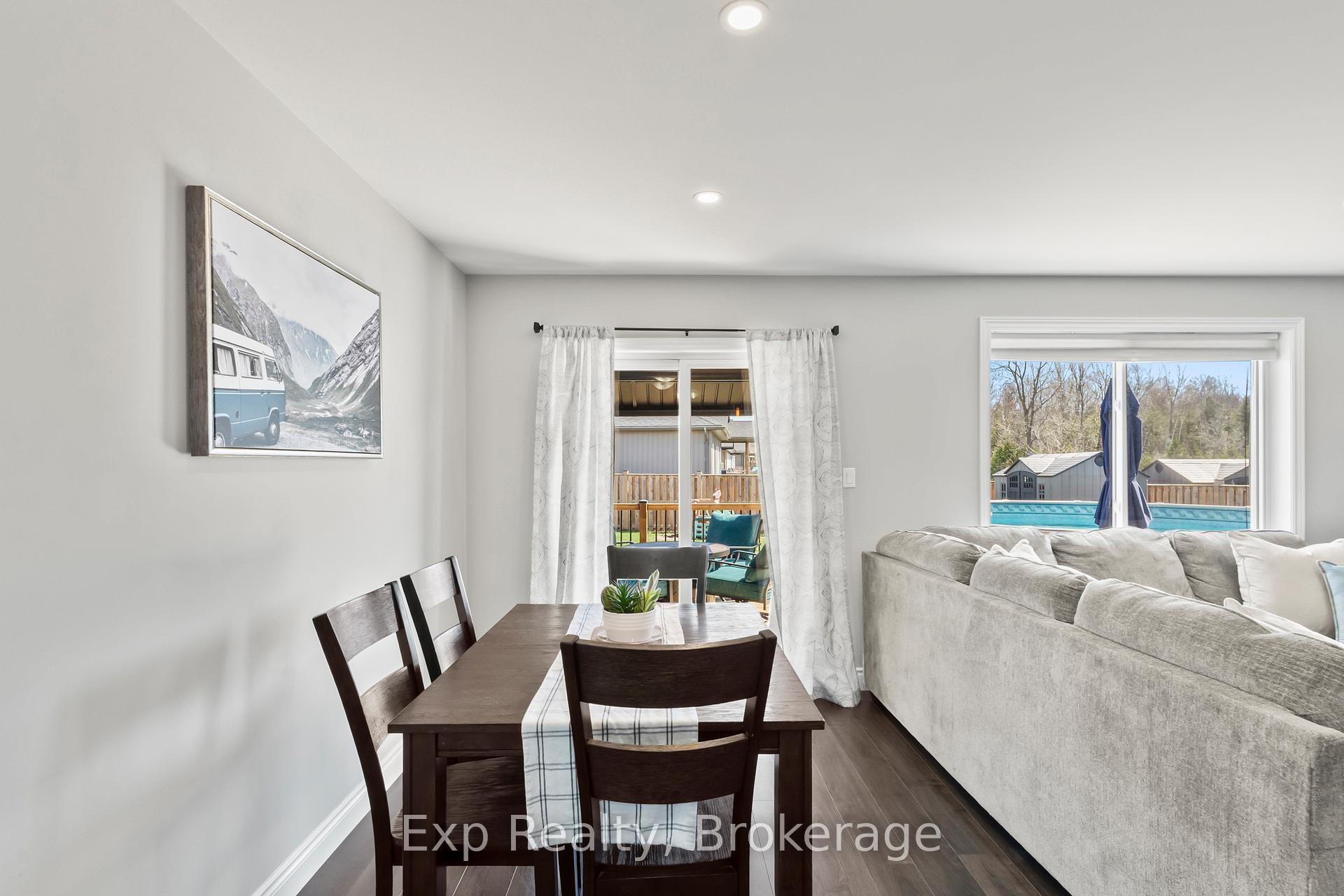 Photo 12 of 47 Birchmount Street, Quinte West, Murray Ward — HOMEH