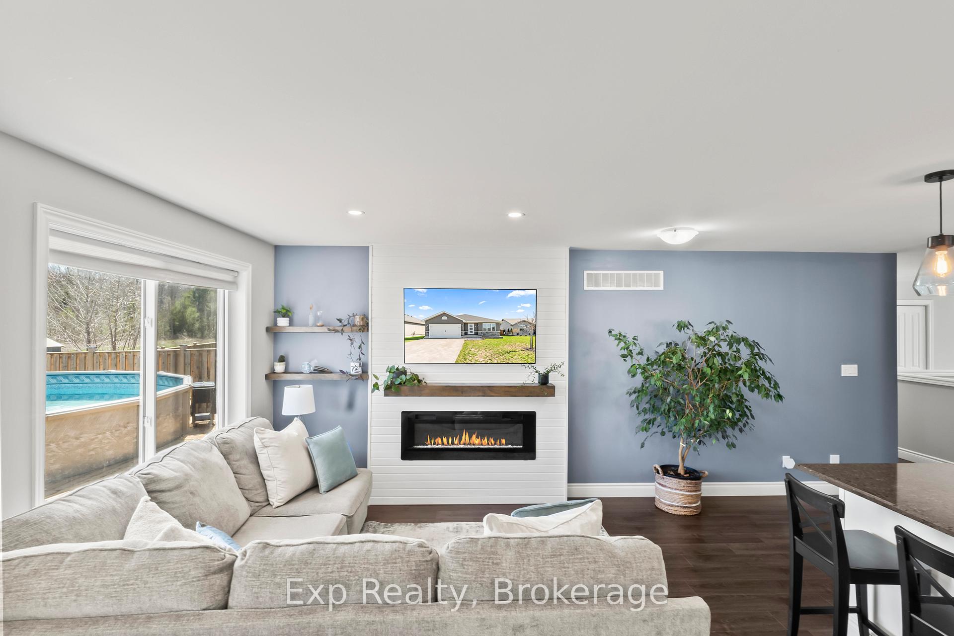 Photo 14 of 47 Birchmount Street, Quinte West, Murray Ward — HOMEH
