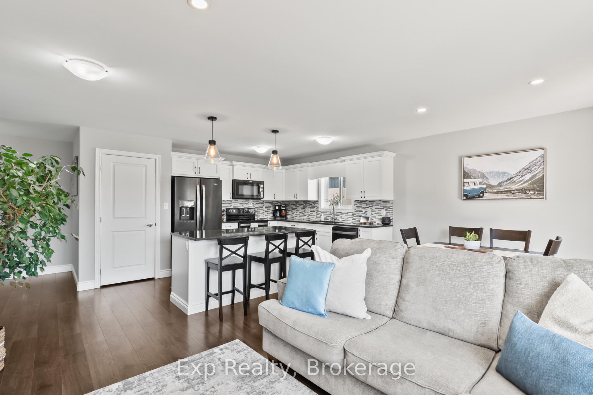 Photo 16 of 47 Birchmount Street, Quinte West, Murray Ward — HOMEH